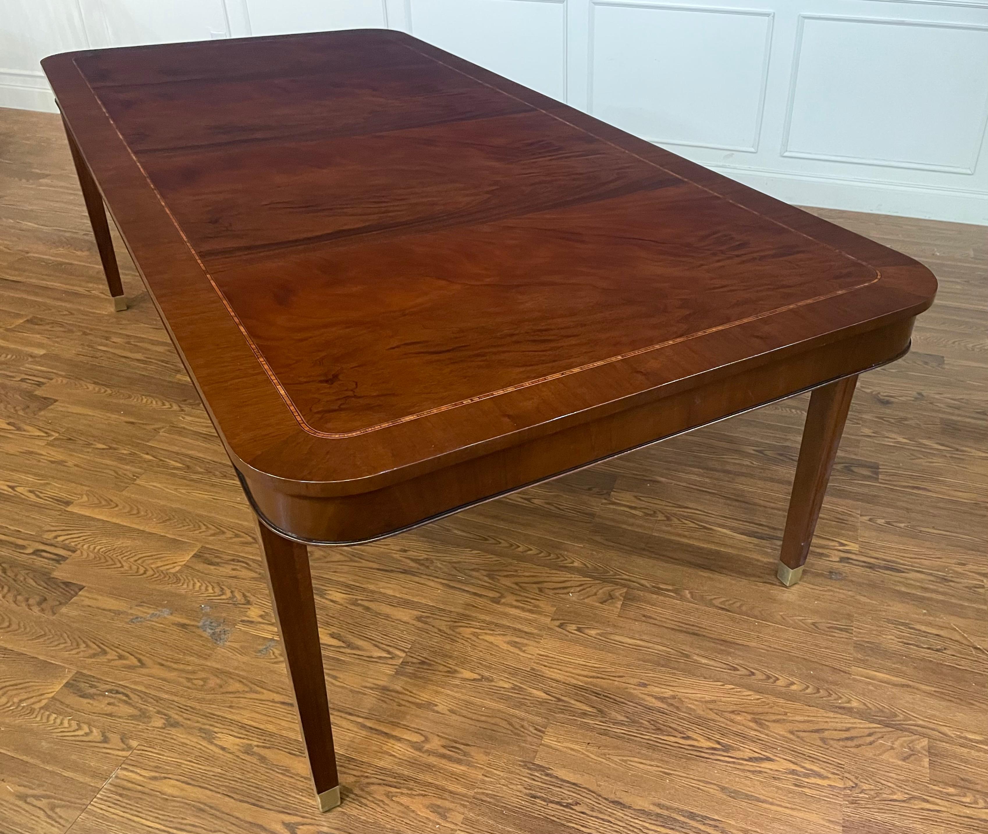 Hepplewhite Style Mahogany Four Leg Dining Table - Made-To-Order  For Sale 2