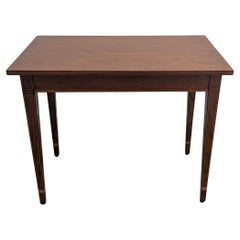 Mesa auxiliar de caoba estilo Hepplewhite