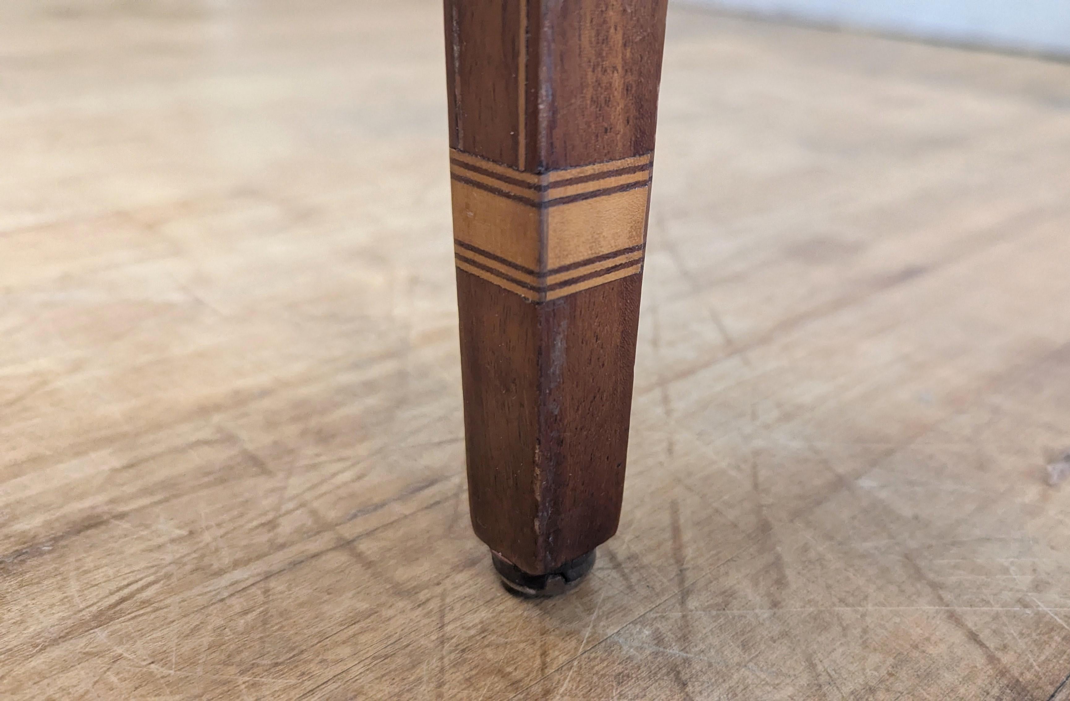 Hepplewhite Style Mahogany Side Table For Sale 4