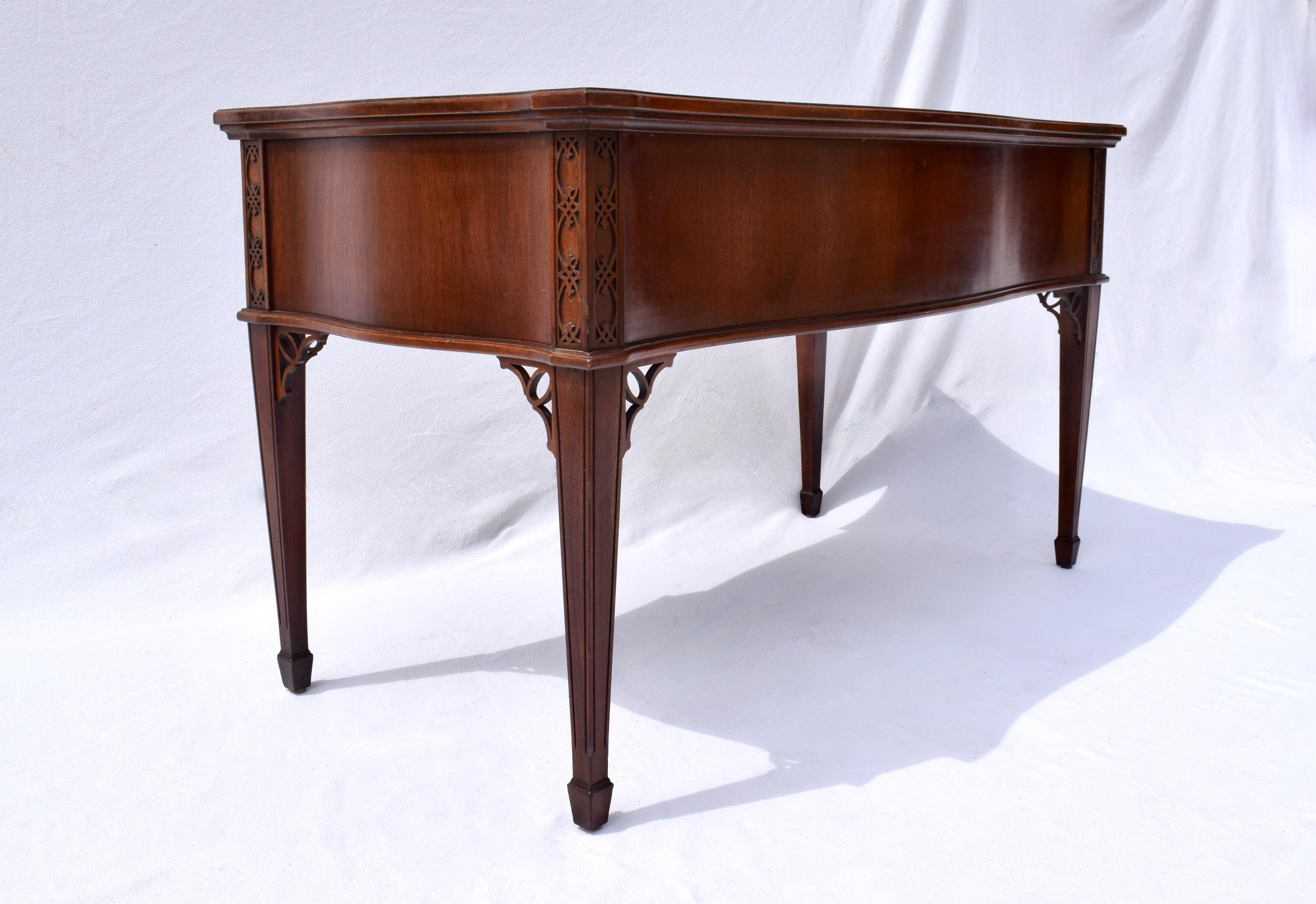 Hepplewhite Style Serpentine Leather Top Writing Desk 5