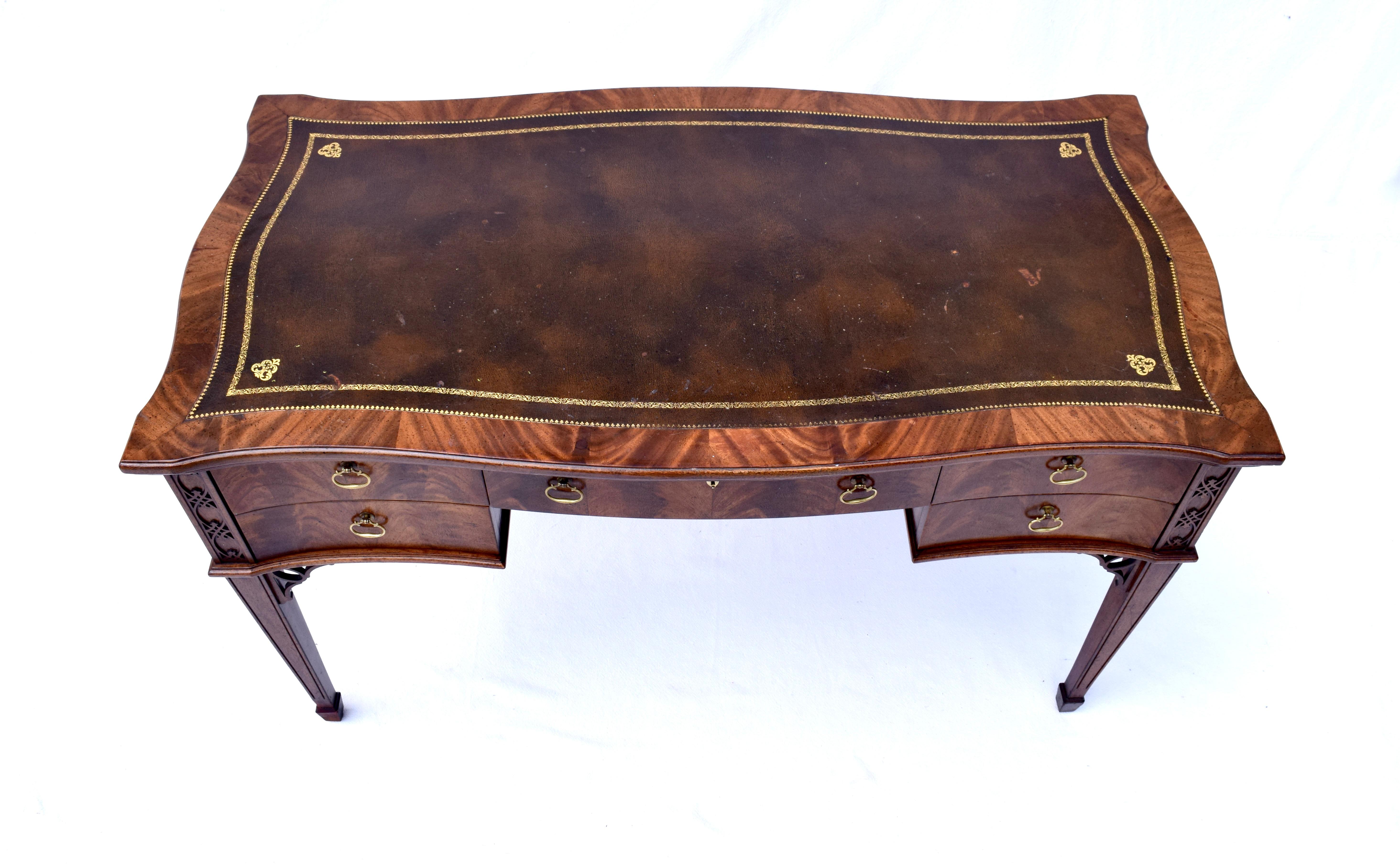 American Hepplewhite Style Serpentine Leather Top Writing Desk