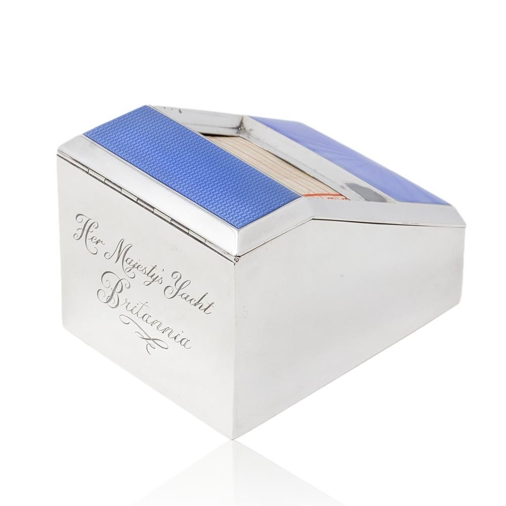 Her Majesty's Yacht Britannia Asprey Silver and Enamel Telephone Index (Répertoire téléphonique en argent et en émail) Bon état - En vente à Newark, England