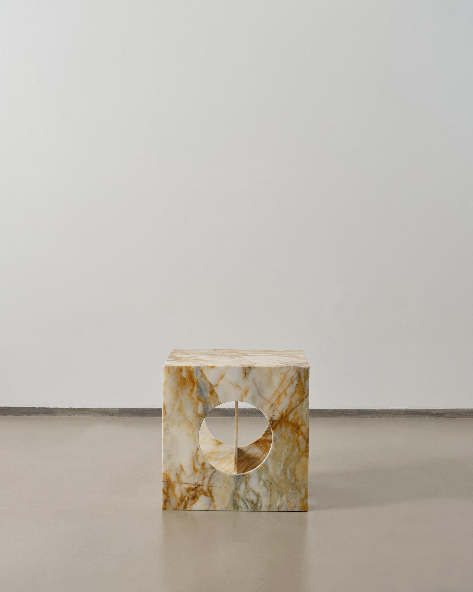 Hera Coffee Table in Sky Blue Marble by Studio Mohs In New Condition For Sale In Istanbul , Istanbul
