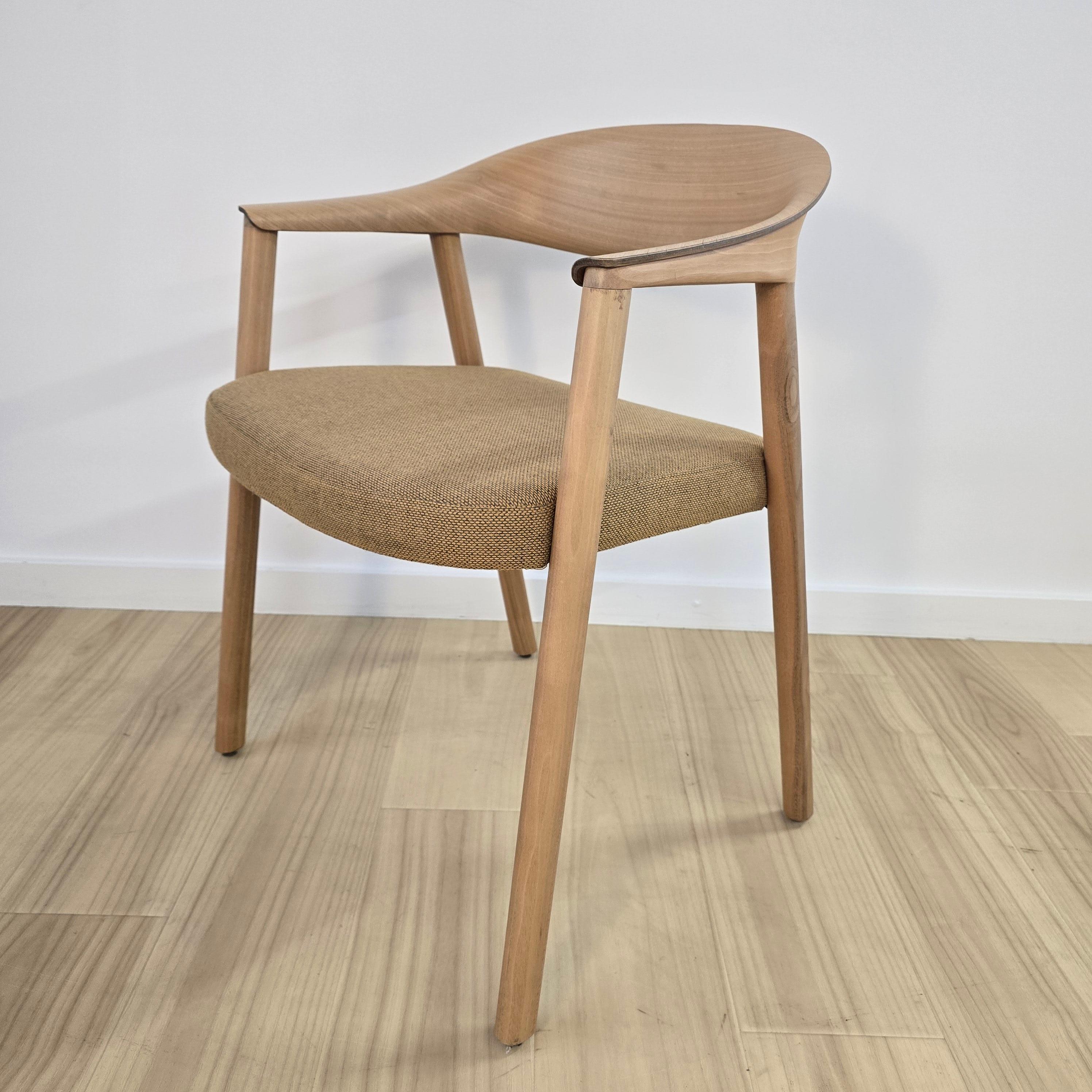 Moderne Chaise de salle à manger HERA  *Vente en salle d'exposition en vente