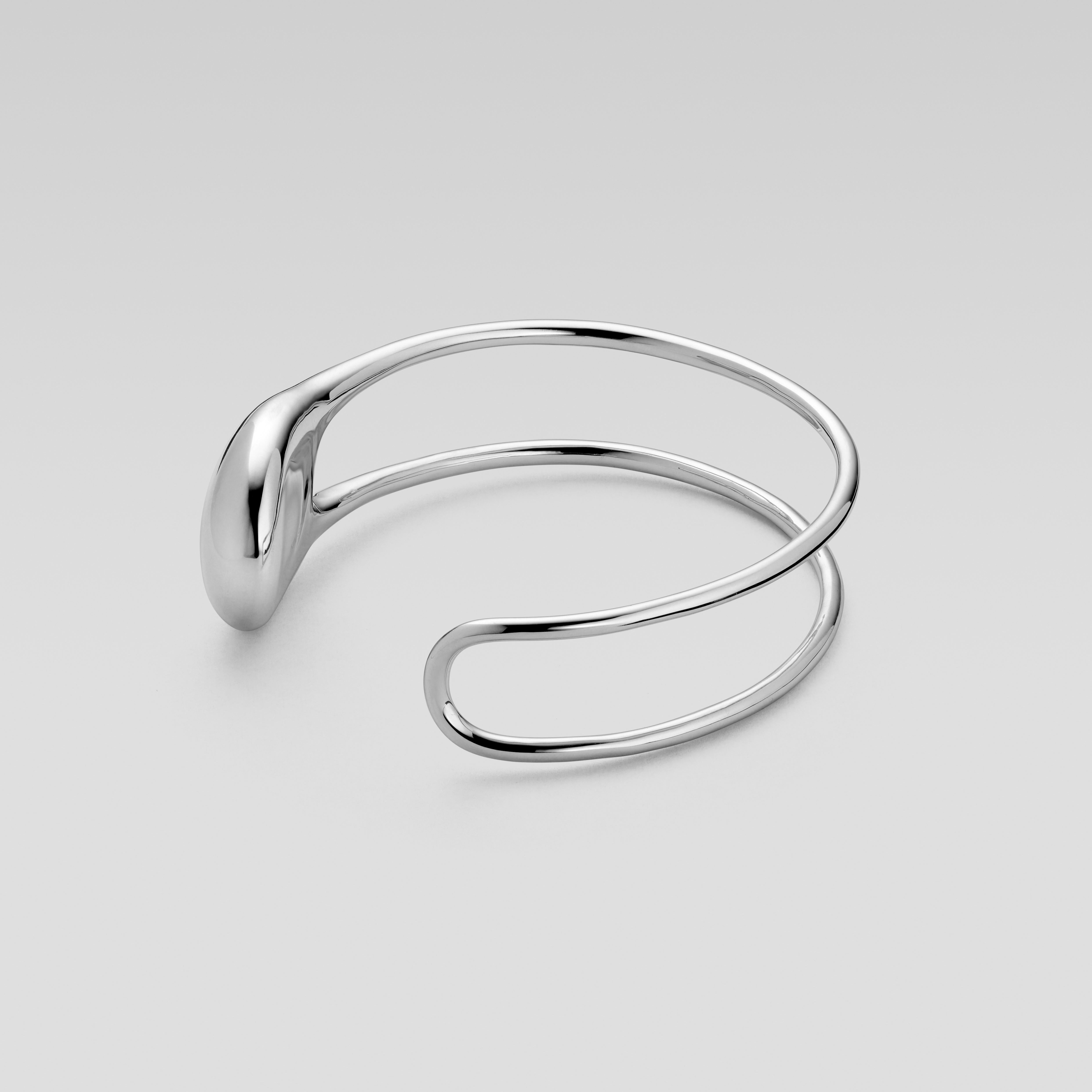 Women's or Men's HERA SMALL Bracelet - sterling silver For Sale