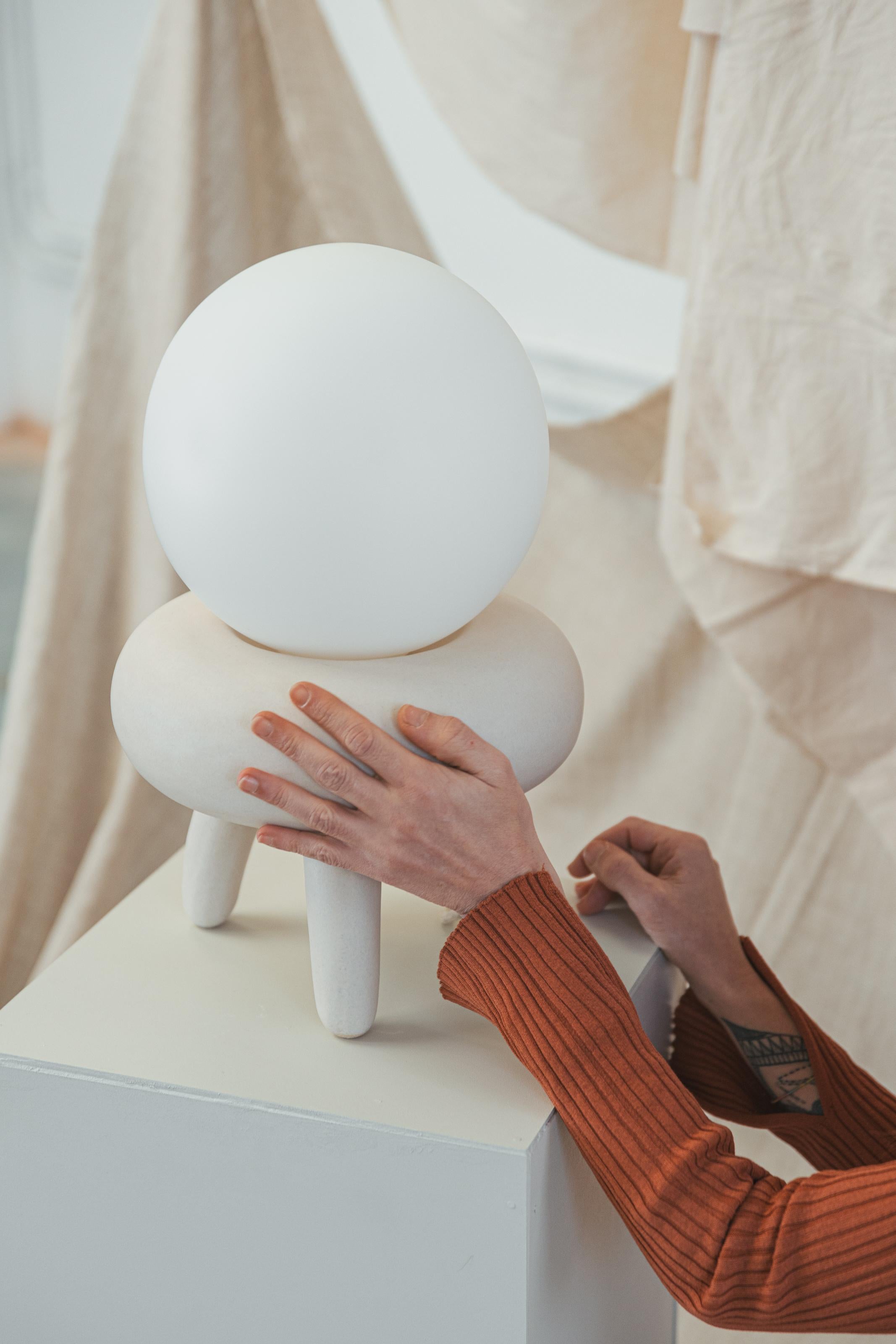 Opale Lampe à poser Hera par Cuit Studio en vente