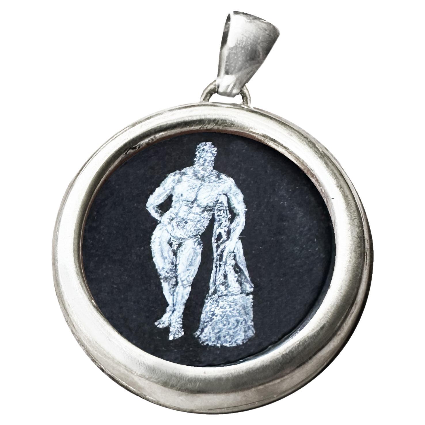Ciondolo HERACLES in argento 925 dipinto a mano su onice