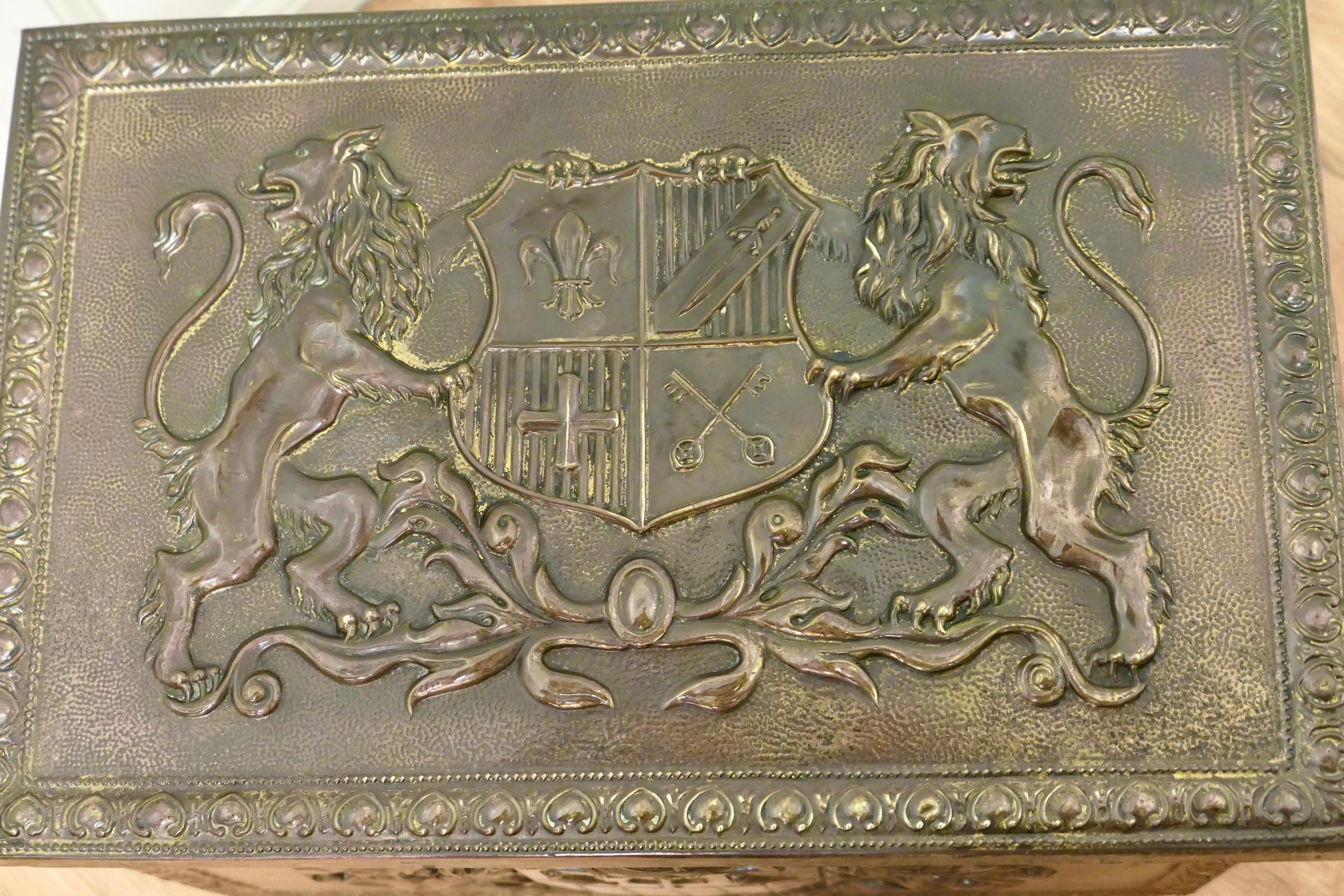 Heraldic Embossed Brass Log Box, with Coats of Arms In Good Condition In Chillerton, Isle of Wight