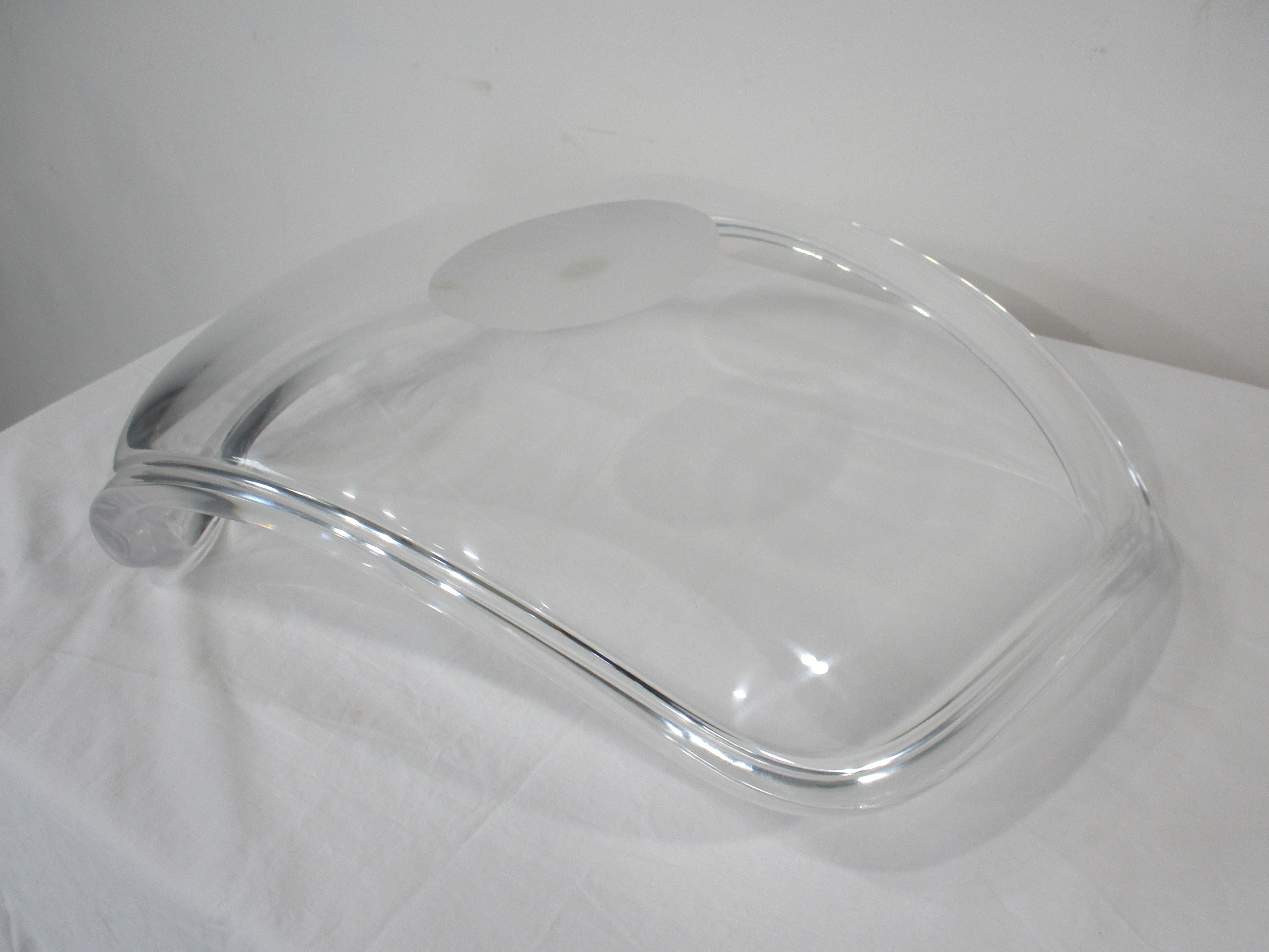 Herb Ritts Large Mid Century Sculptural Lucite Center Piece Bowl for Astrolite For Sale 1