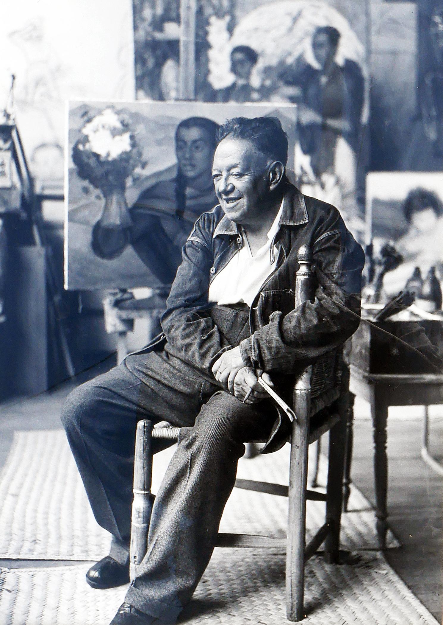 Black and White Portrait Photograph of Diego Rivera For Sale 8