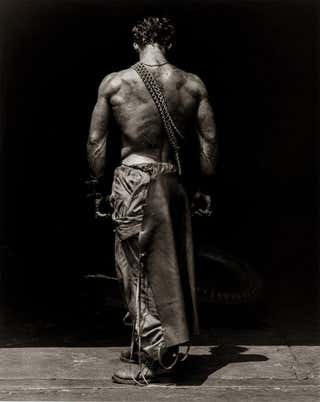 Herb Ritts - Fred - Backview with Chain, Hollywood For 