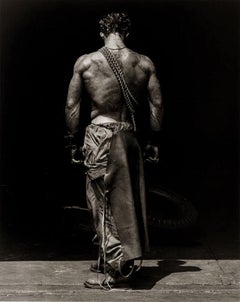 Fred – Backview with Chain, Hollywood