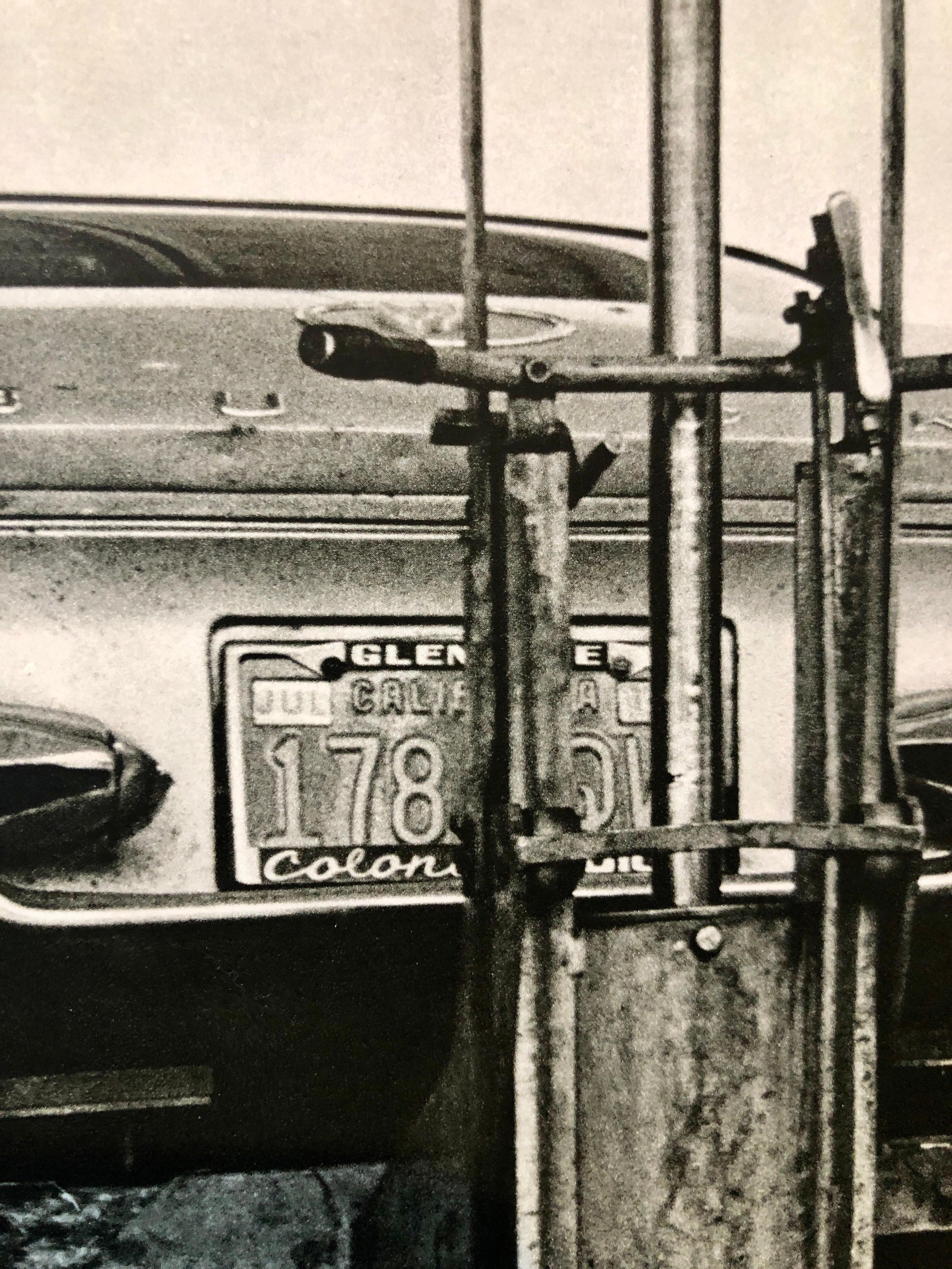 Photographie vintage photo noir et blanc d'une voiture Herb Ritts signée à la main par Richard Gere 3