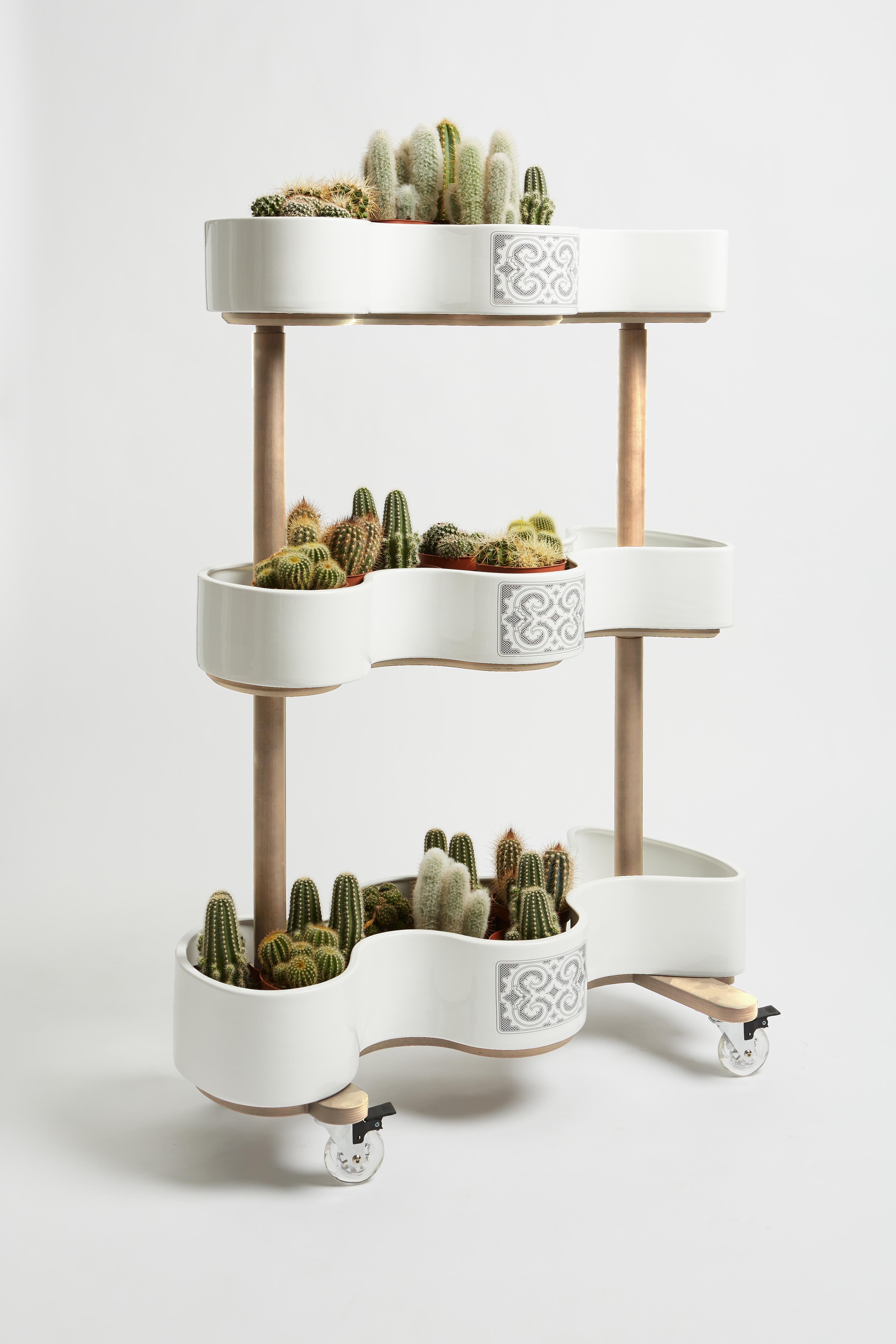Vertical garden cart of ceramic and beech wood from the SoShiro Ainu collection In New Condition For Sale In London, GB