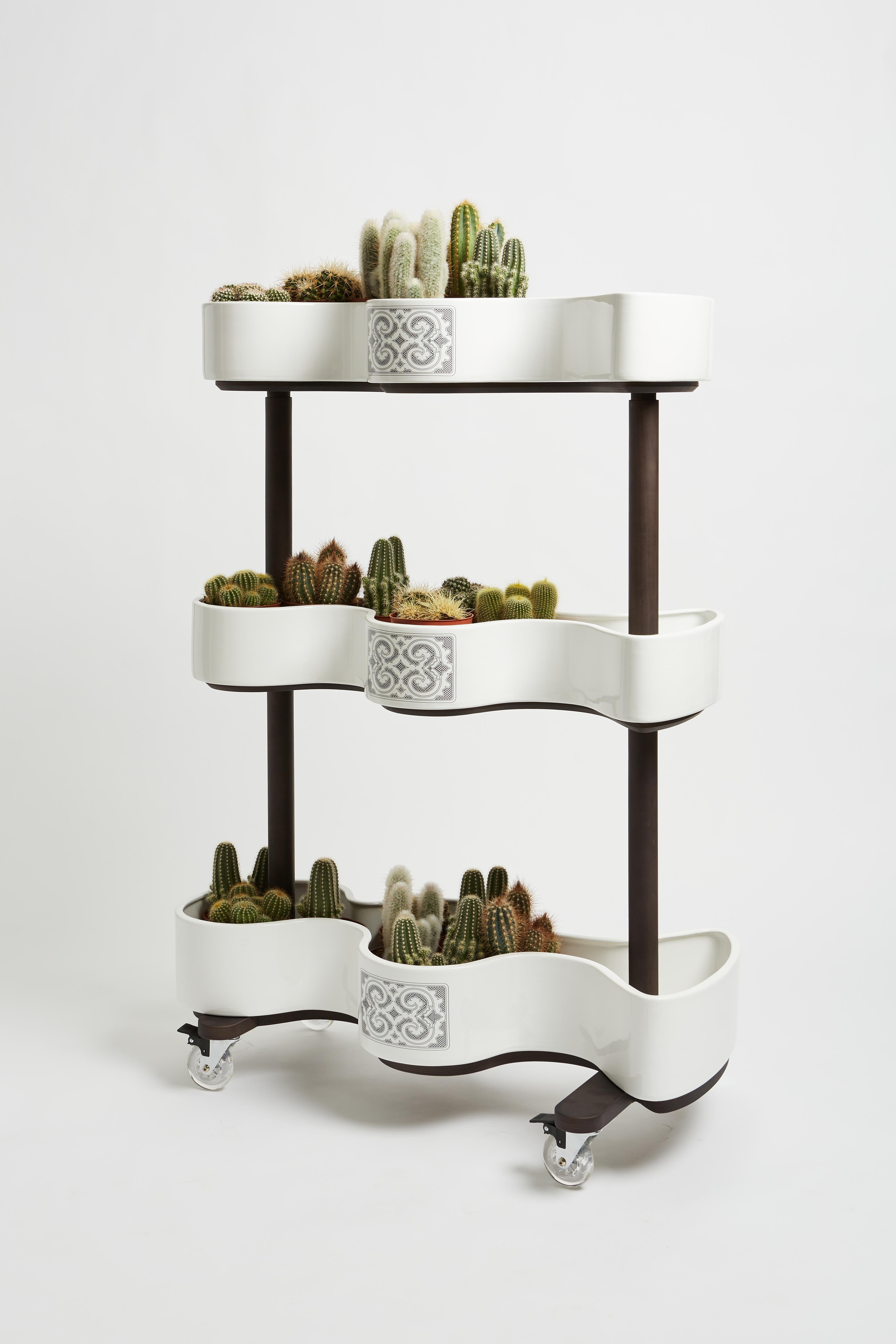 Italian Vertical garden of ceramic and turtledove grey wood from SoShiro Ainu collection For Sale