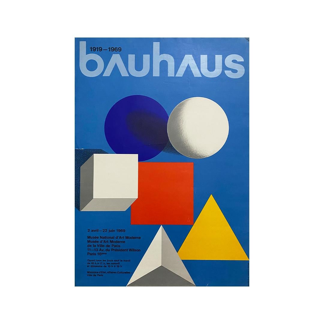 Originalplakat zum 50. Jahrestag der Gründung des Bauhauses  (Abstrakt), Print, von Herbert Bayer