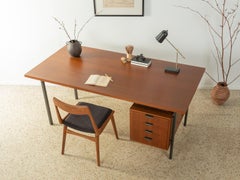 Bureau Herbert Hirche pour Holzäpfel