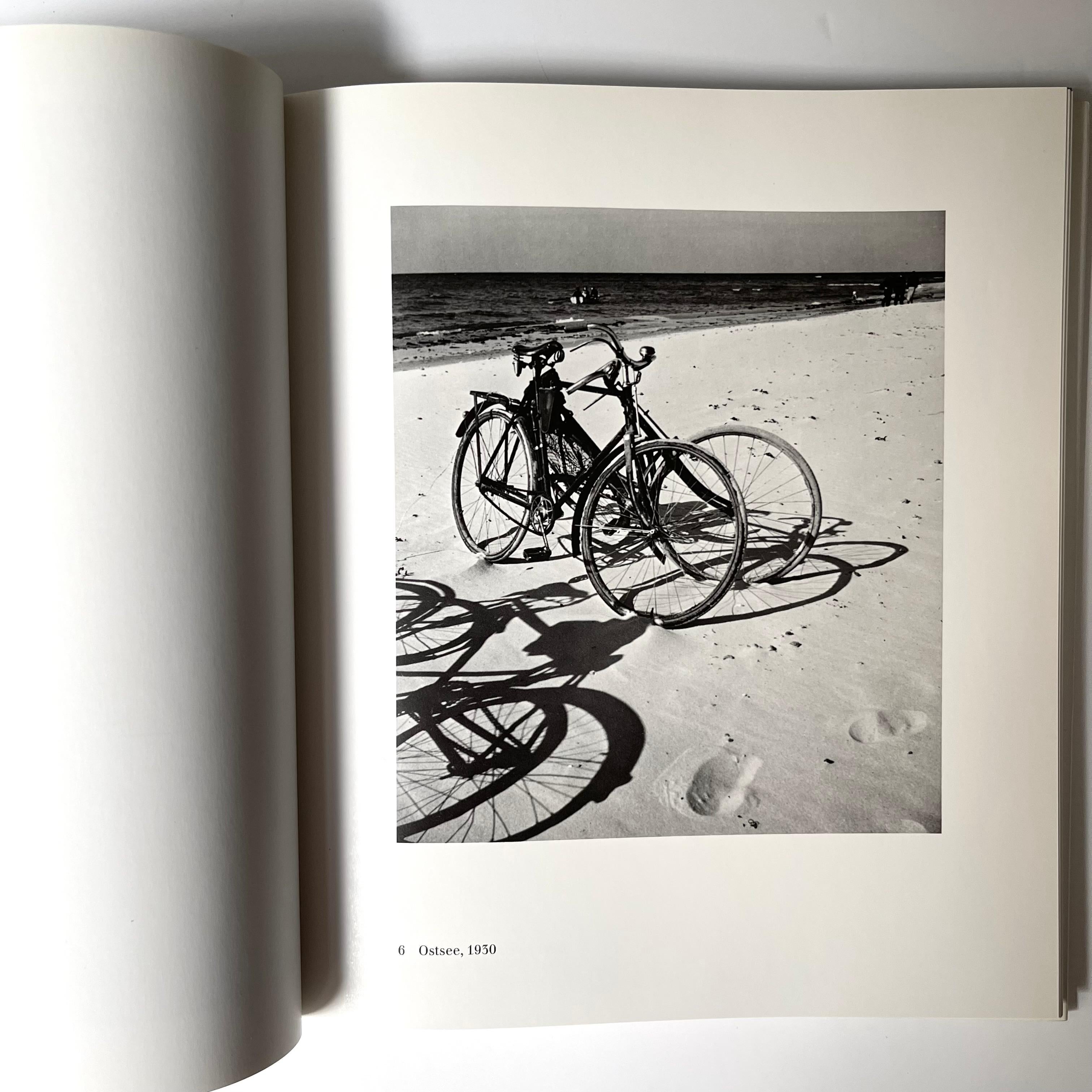 Herbert List Photographs 1930-1970 Introduction by Stephen Spender 1st ed. 1981 In Good Condition In London, GB