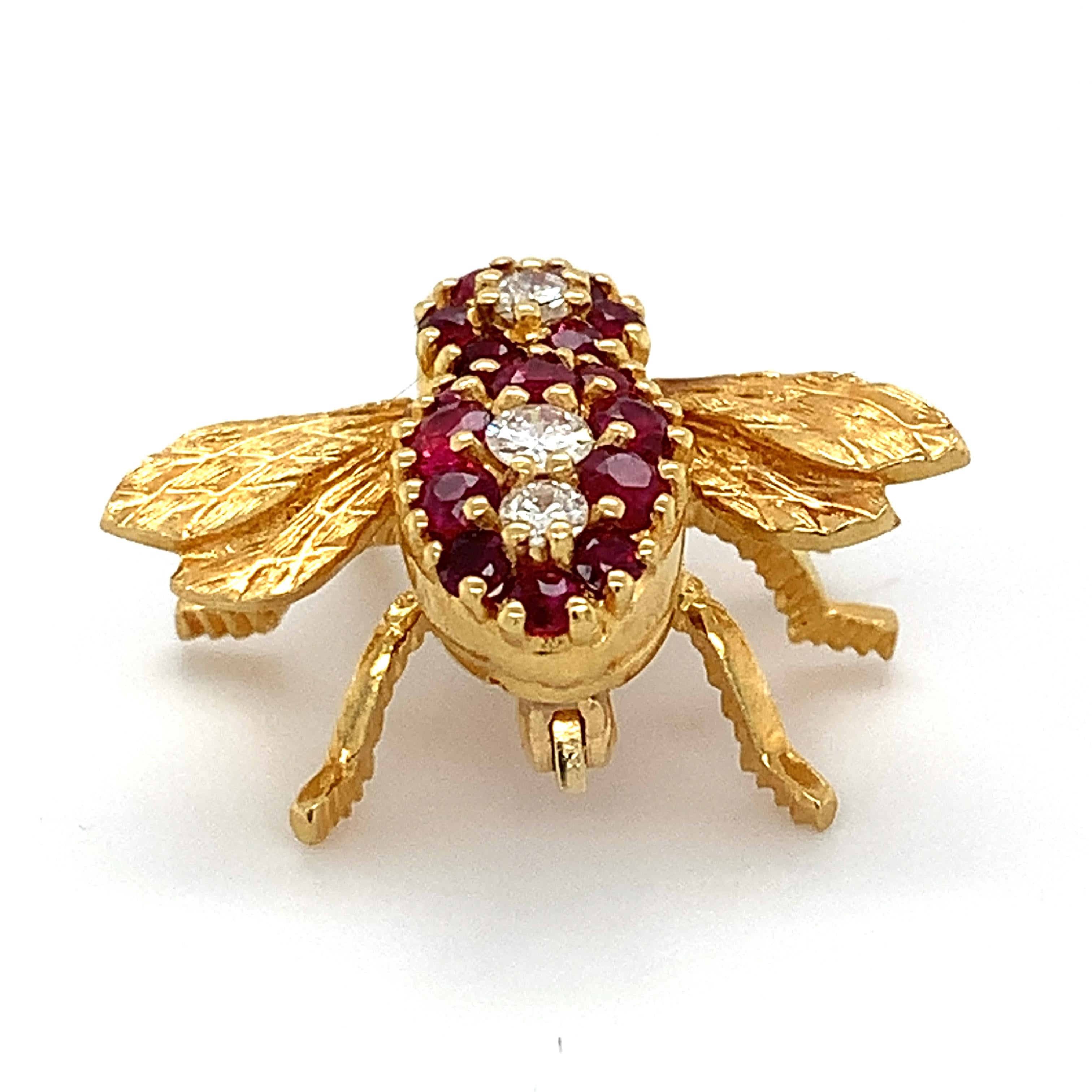 Herbert Rosenthal 18k Yellow Gold Red Ruby And Round Diamond Bee Pin
6.3 Grams
Round Red Rubies
Round White Diamonds 
This is a beautiful 18k yellow gold Bee pin. This pin is in great condition and is stamped with the correct hallmarks. If you have