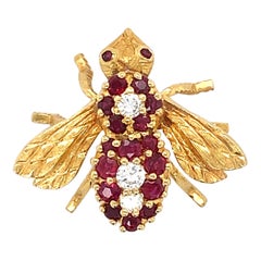 Herbert Rosenthal 18k Yellow Gold Round White Diamond & Red Ruby Bee Pin
