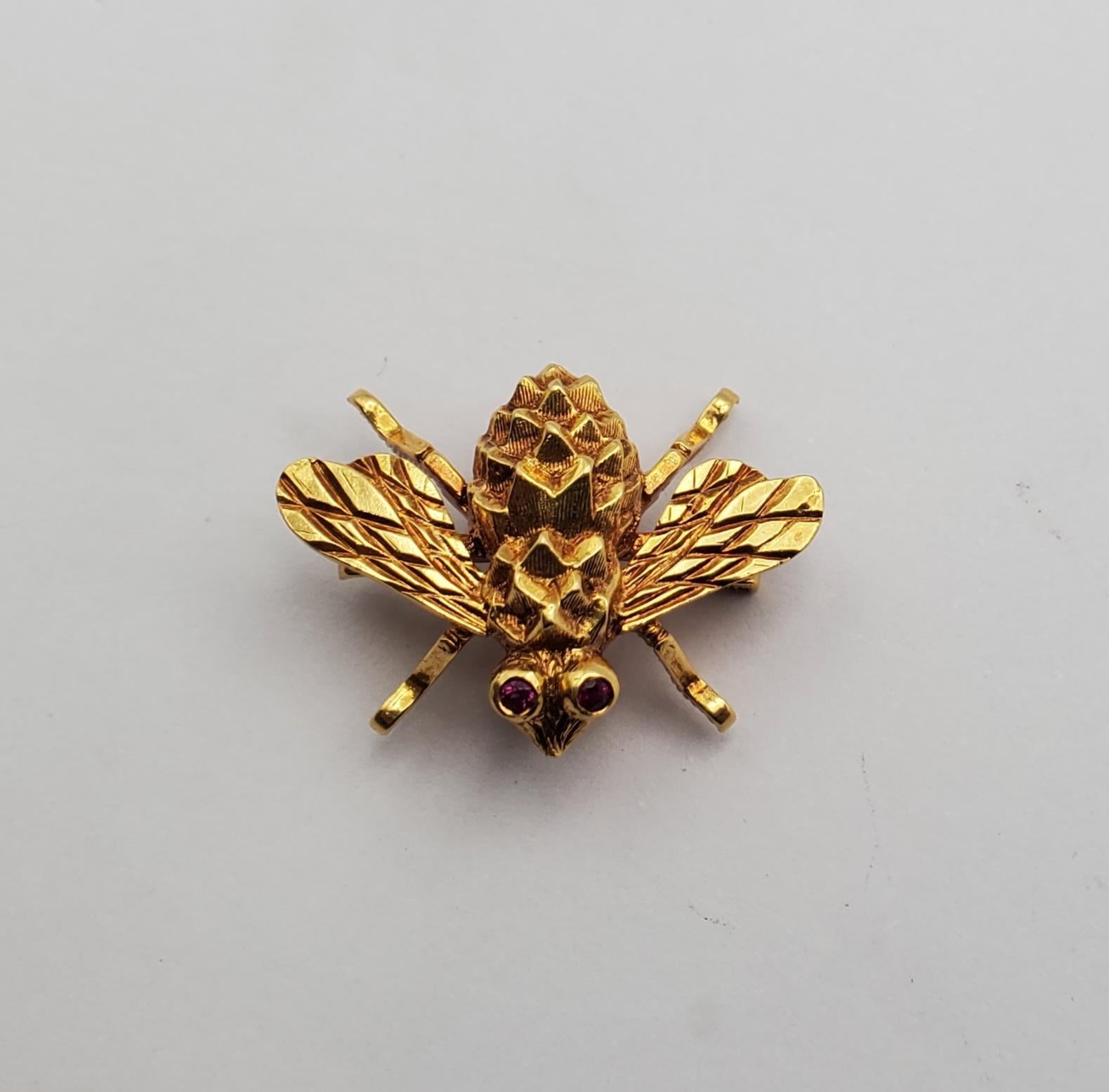 Herbert Rosenthal Bee Brooch Natural Ruby 18K Yellow Gold 3