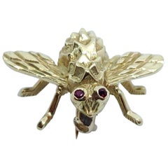 Herbert Rosenthal Bee Pin, 18 Karat Yellow Gold with Ruby Eyes