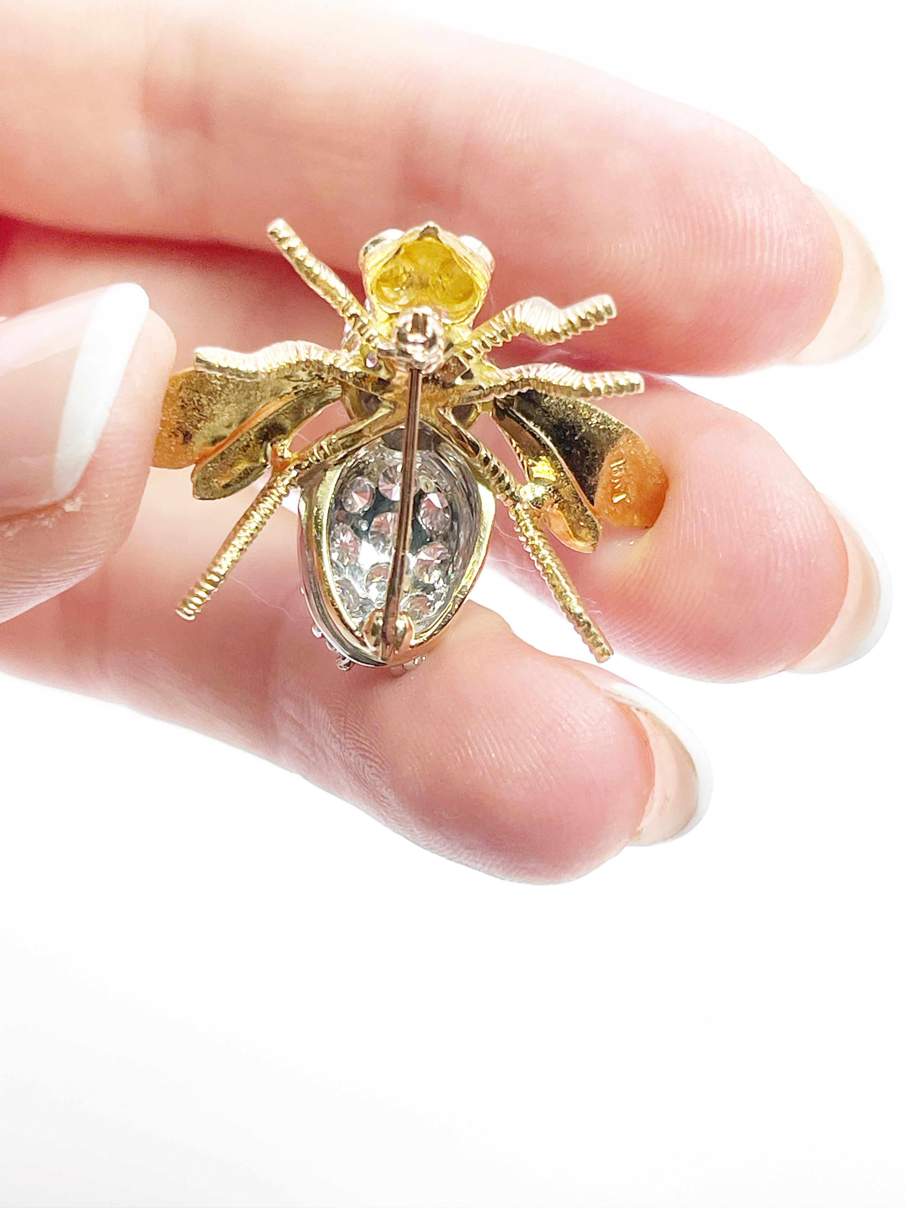 Contemporain Herbert Rosenthal Broche en forme d'abeille avec grande épingle en diamant de 1,55 carat en vente