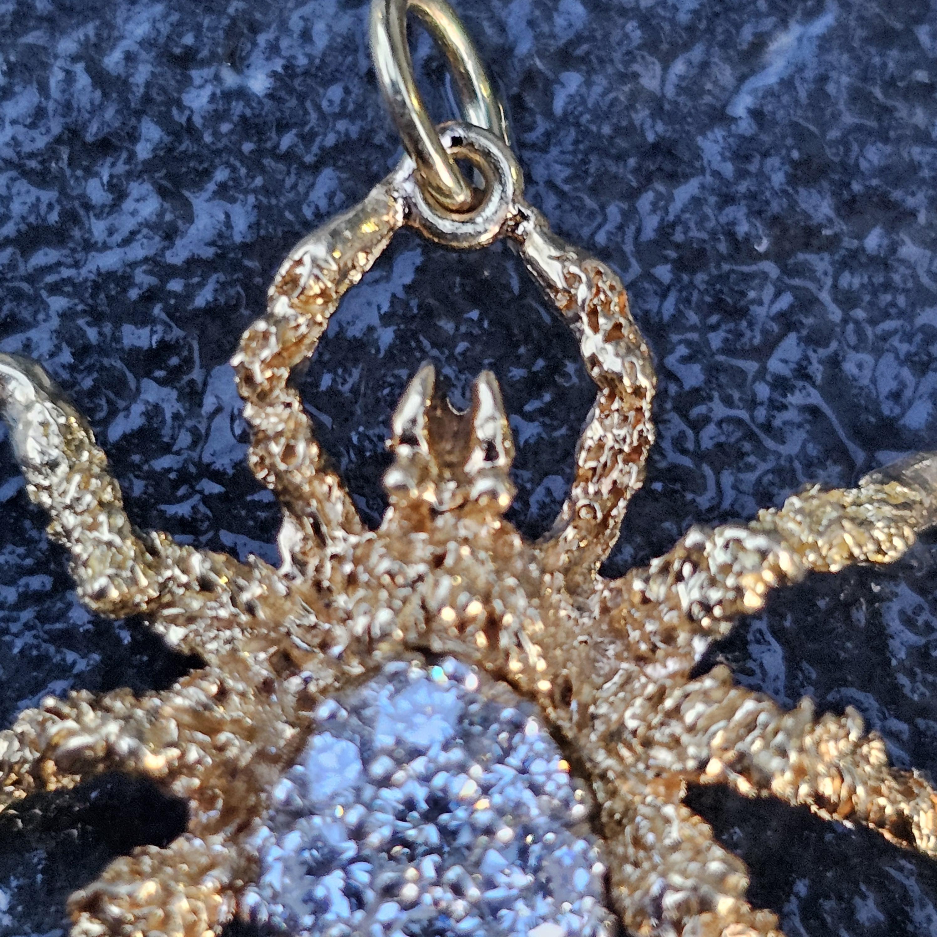 Ciondolo a forma di ragno in oro giallo 18 carati con pavé di diamanti Raro 4,3 g di peso 1