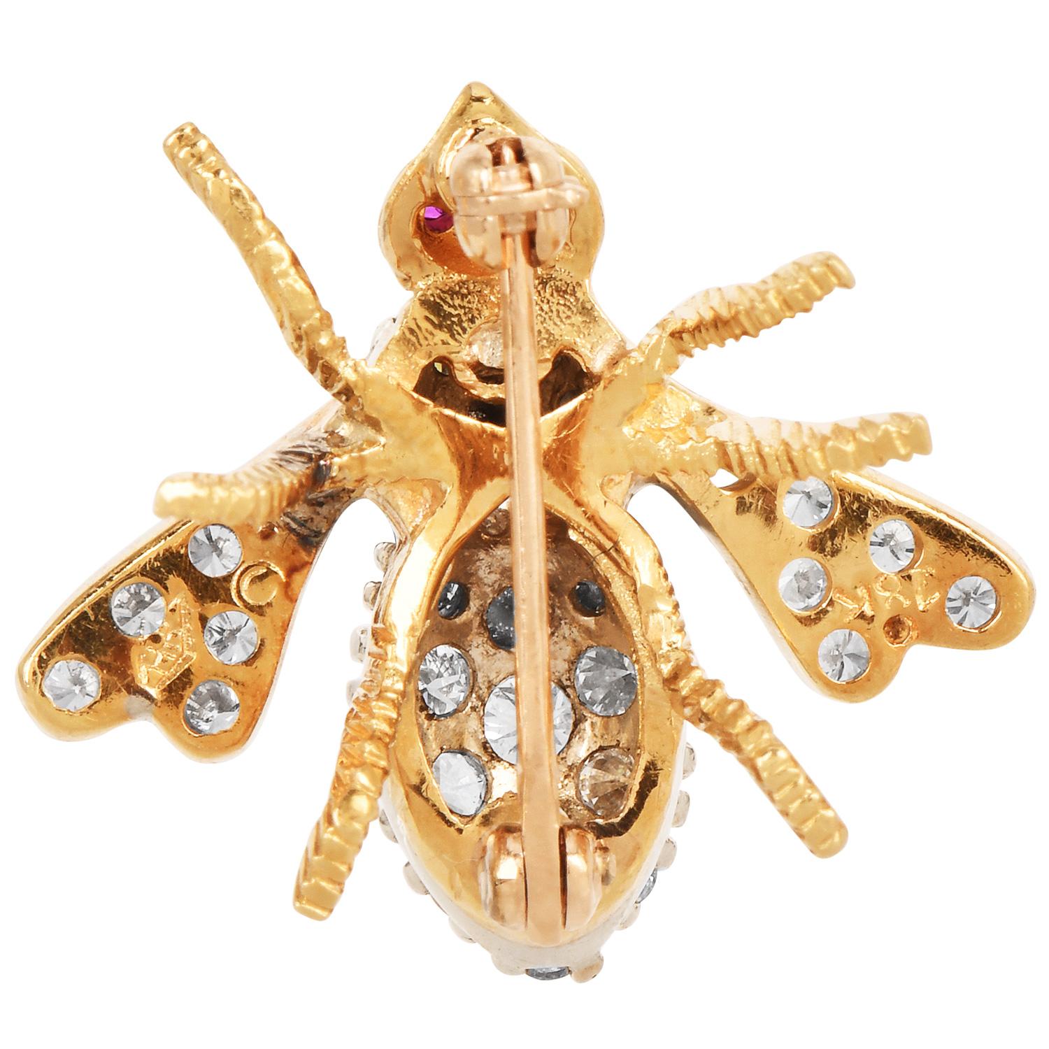 Herbert Rosenthal Vintage Diamond and Ruby Bee BroochCette charmante broche Vintage 1 Unisexe en vente