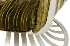 Herbert Saiger per Lee L.Woodard & Sons Divano imbottito in alluminio con base a tulipano