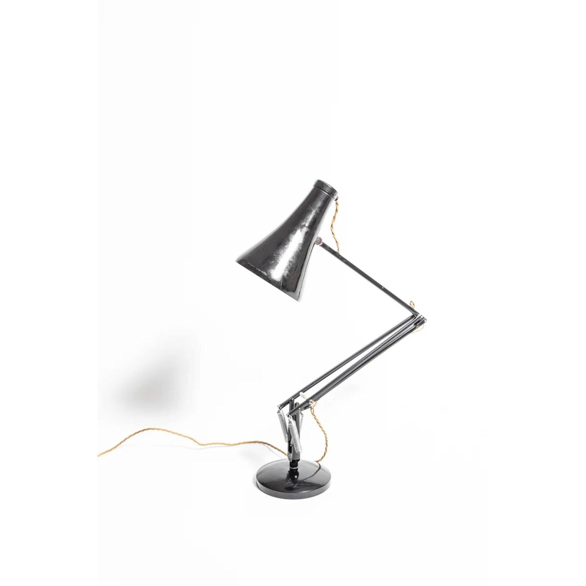 Herbert Terry and Sons Model 75 Anglepoise Desk Lamp, circa 1970 2