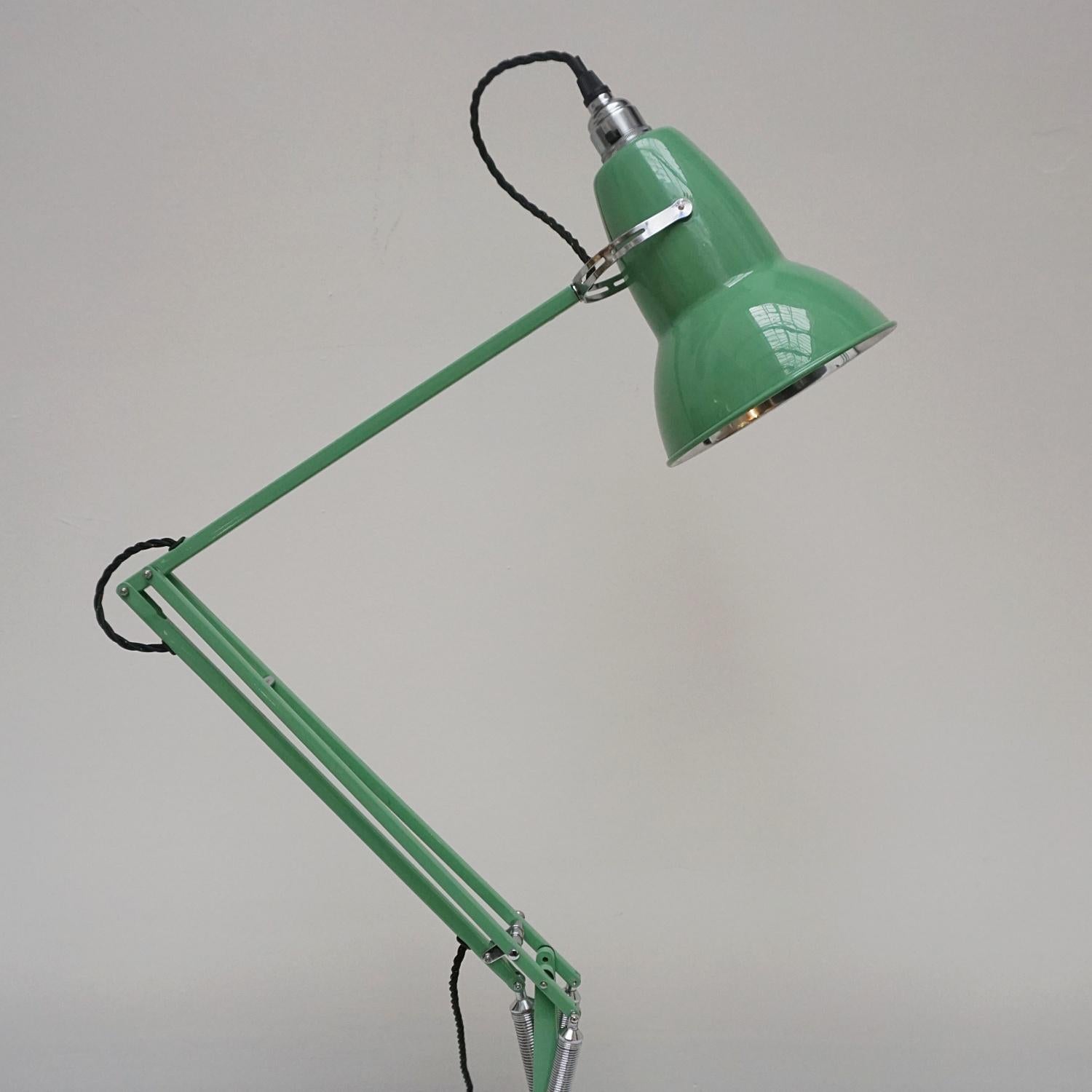Herbert Terry & Sons Mid 20th Century Repainted Green Anglepoise Desk Lamp 1