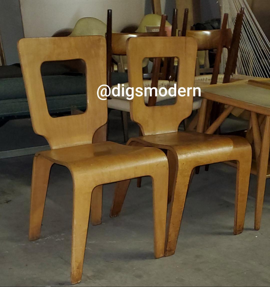 American Herbert Von Thaden And Donald Lewis Jordan Molded Birch Plywood Chairs Model 102 For Sale