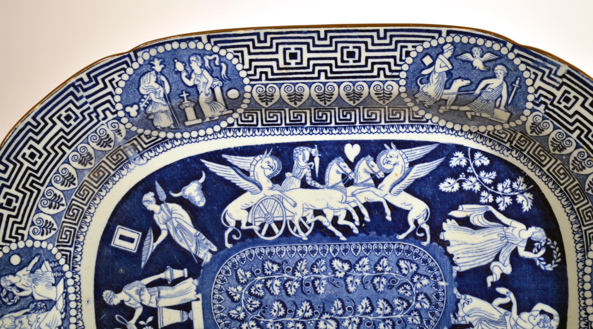 George III Plat Herculaneum imprimé à motif grec en bleu en vente