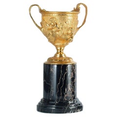 Tasse en laiton satiné Hercules avec base en marbre noir