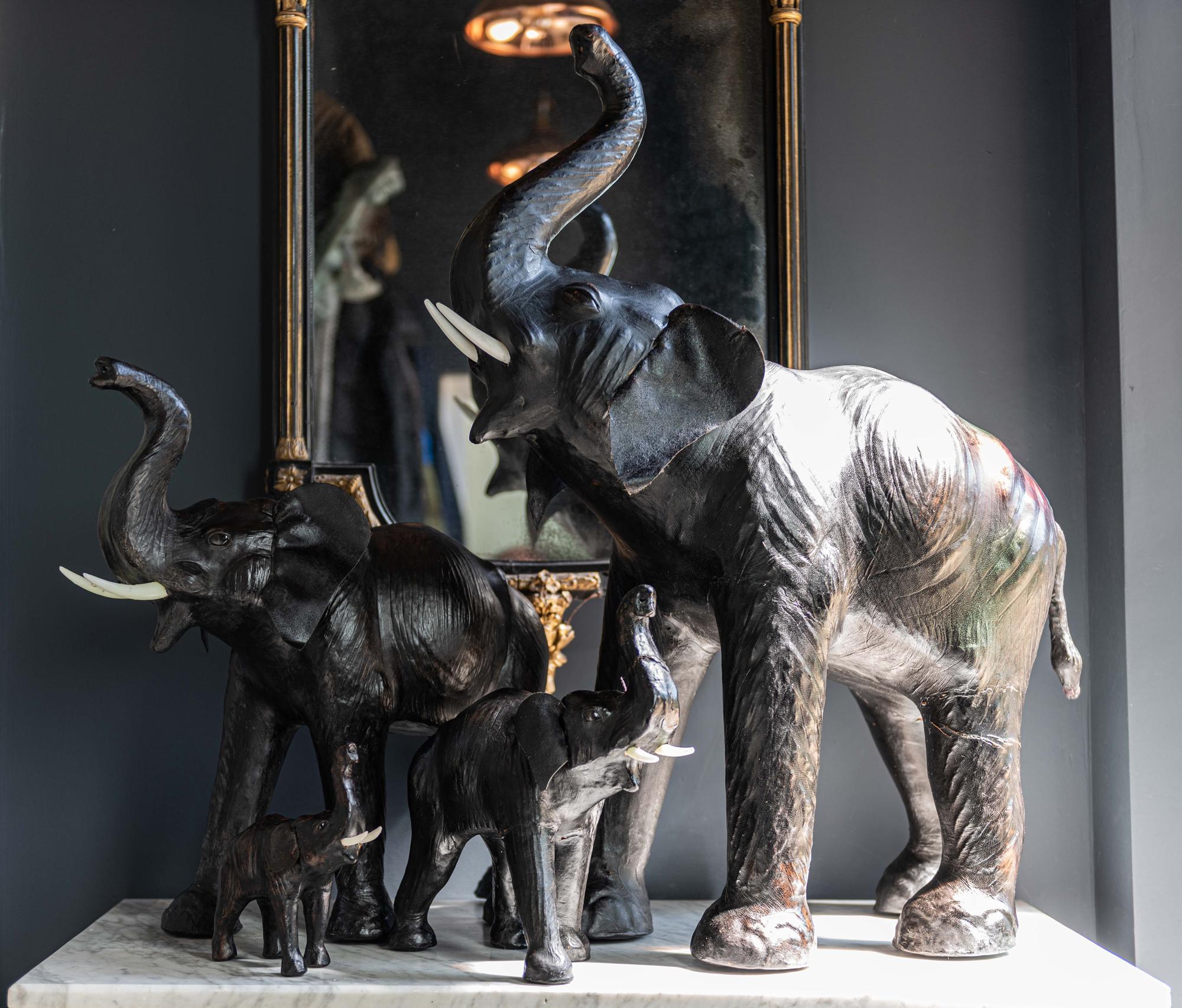 Herd of Decorative Black/Brown Leather Elephants, English, Mid-20th Century In Good Condition In Staffordshire, GB