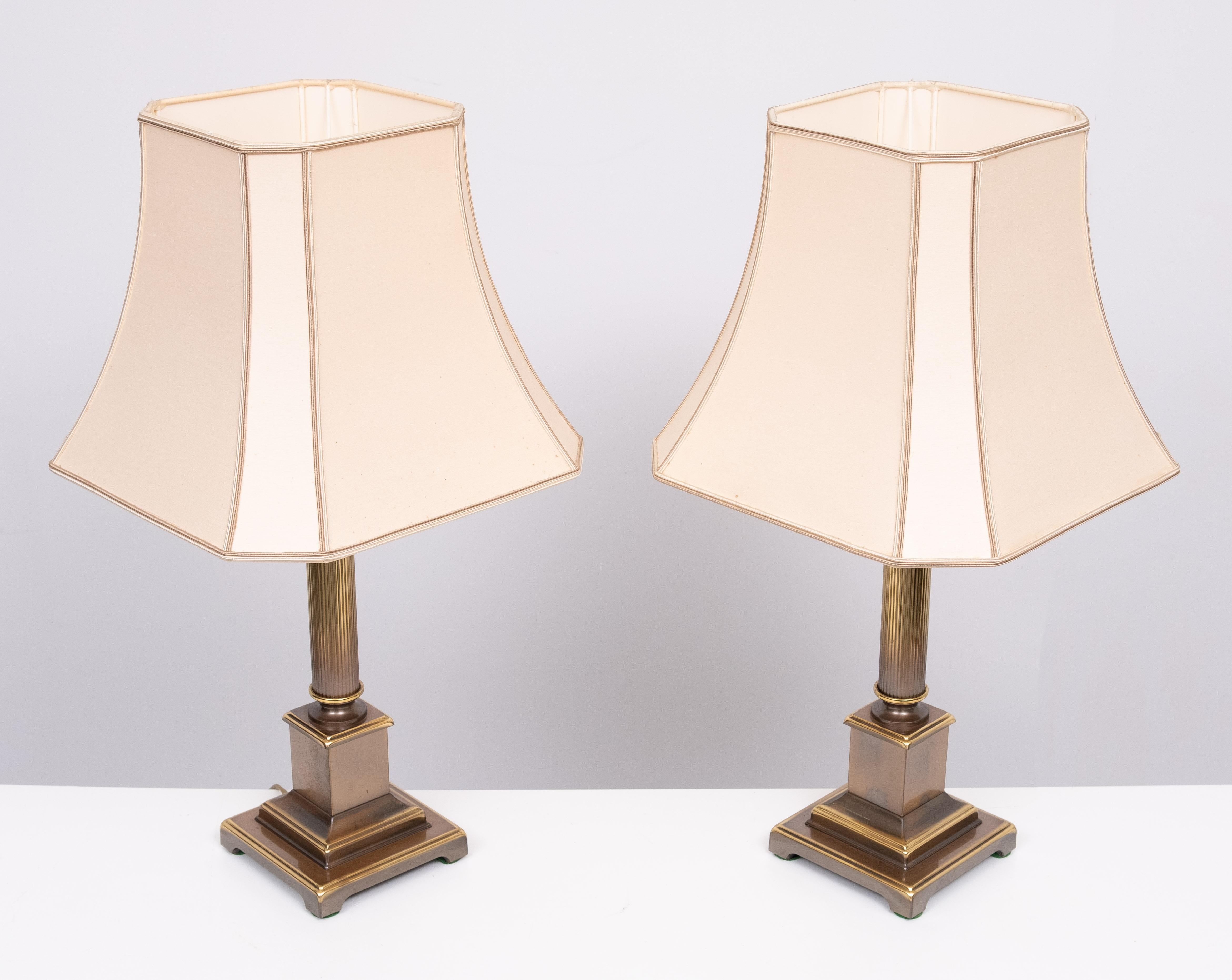 Fin du 20e siècle AND Lights Light  Lampes de table à colonnes des années 1970 en vente