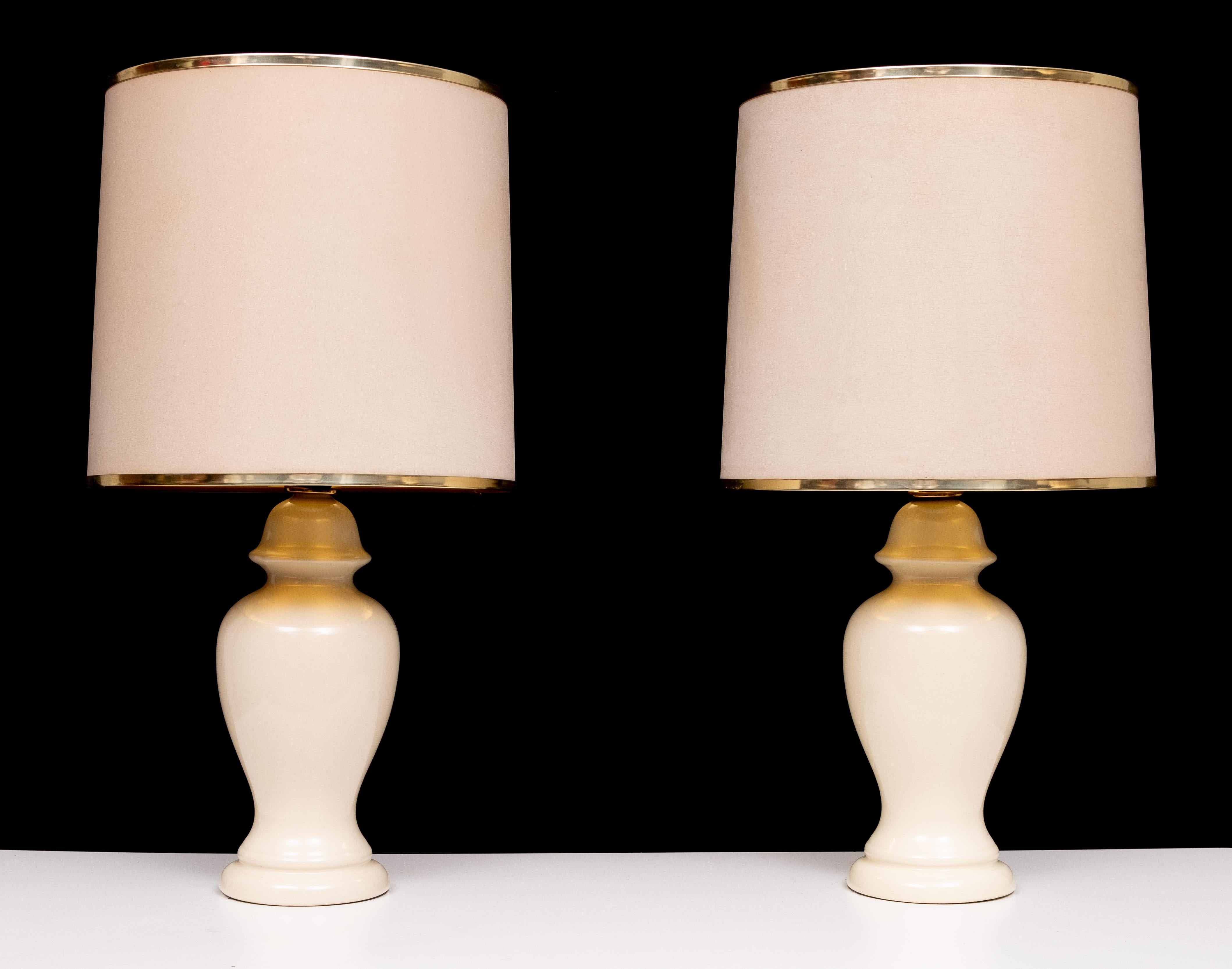 Herda  set Lampes de table en céramique assorties Abat-jour  1970s Bon état - En vente à Den Haag, NL