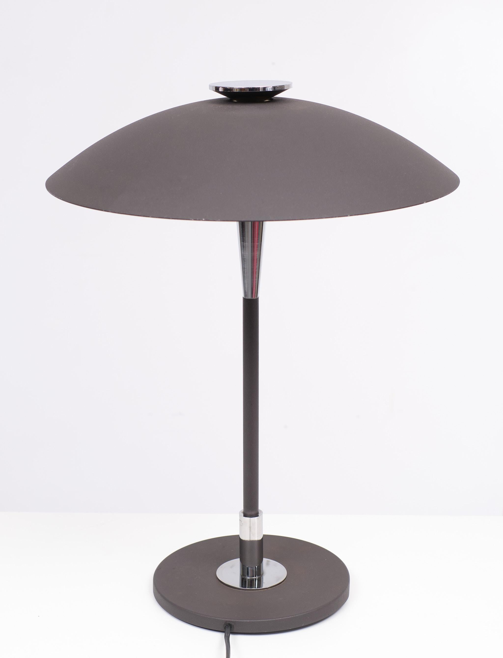 Herda Table or Desk Lamp 1980s Dutch For Sale 2