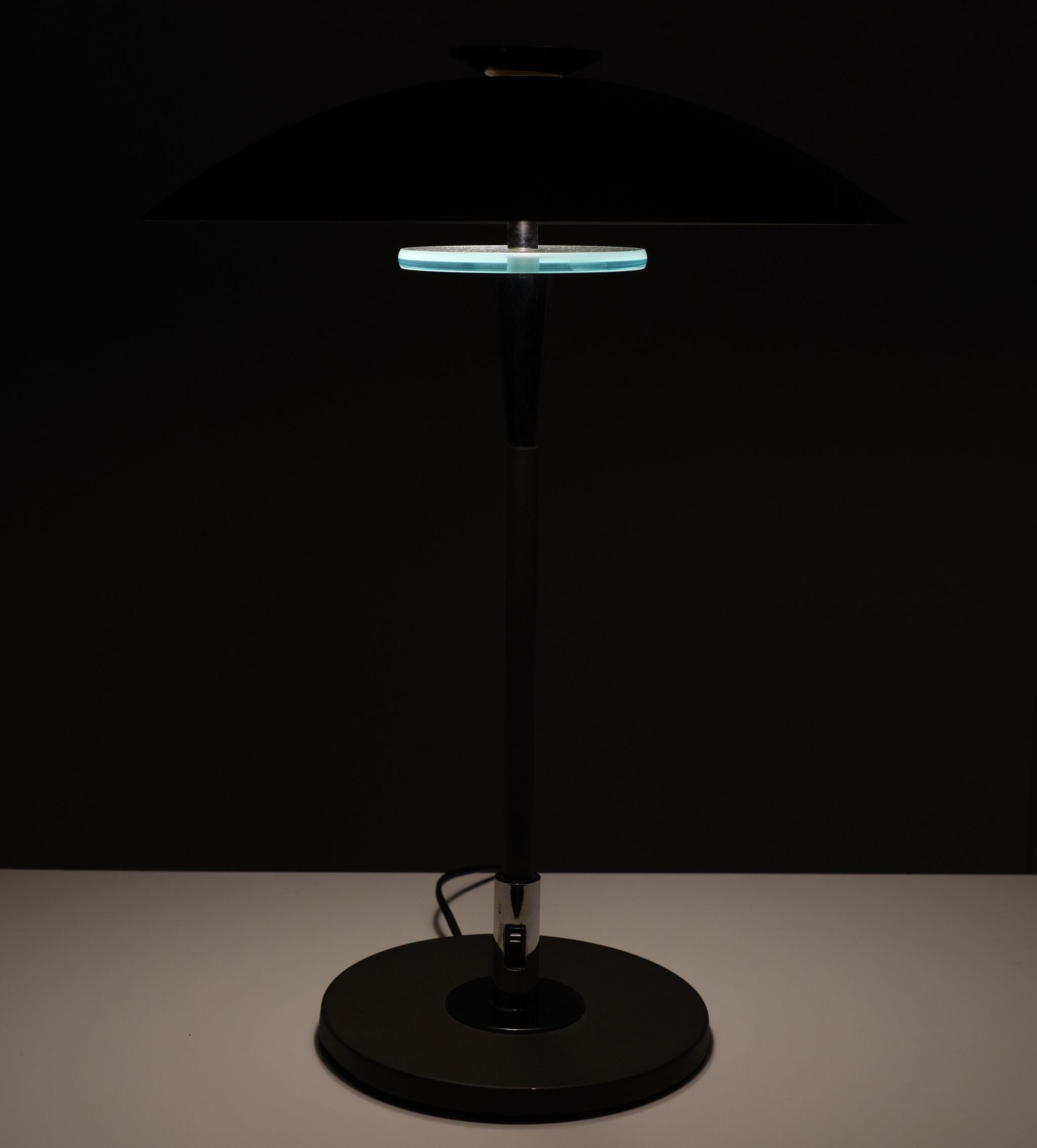 Herda Lampe de table ou de bureau 1980  Néerlandais  en vente 3