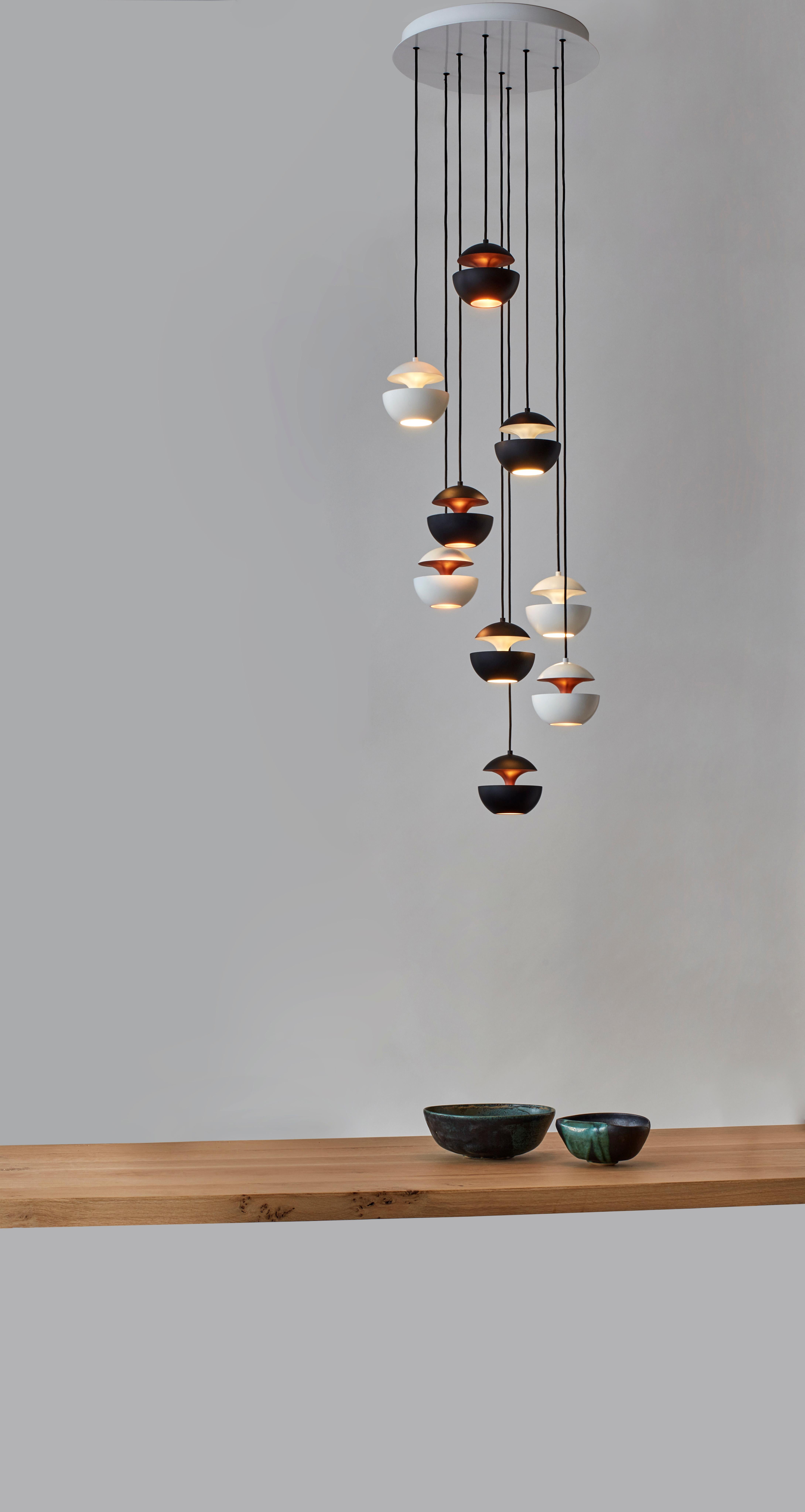Allemand I Here Comes The Sun Mini Lamp (La lampe à suspension blanche) de Bertrand Balas en vente