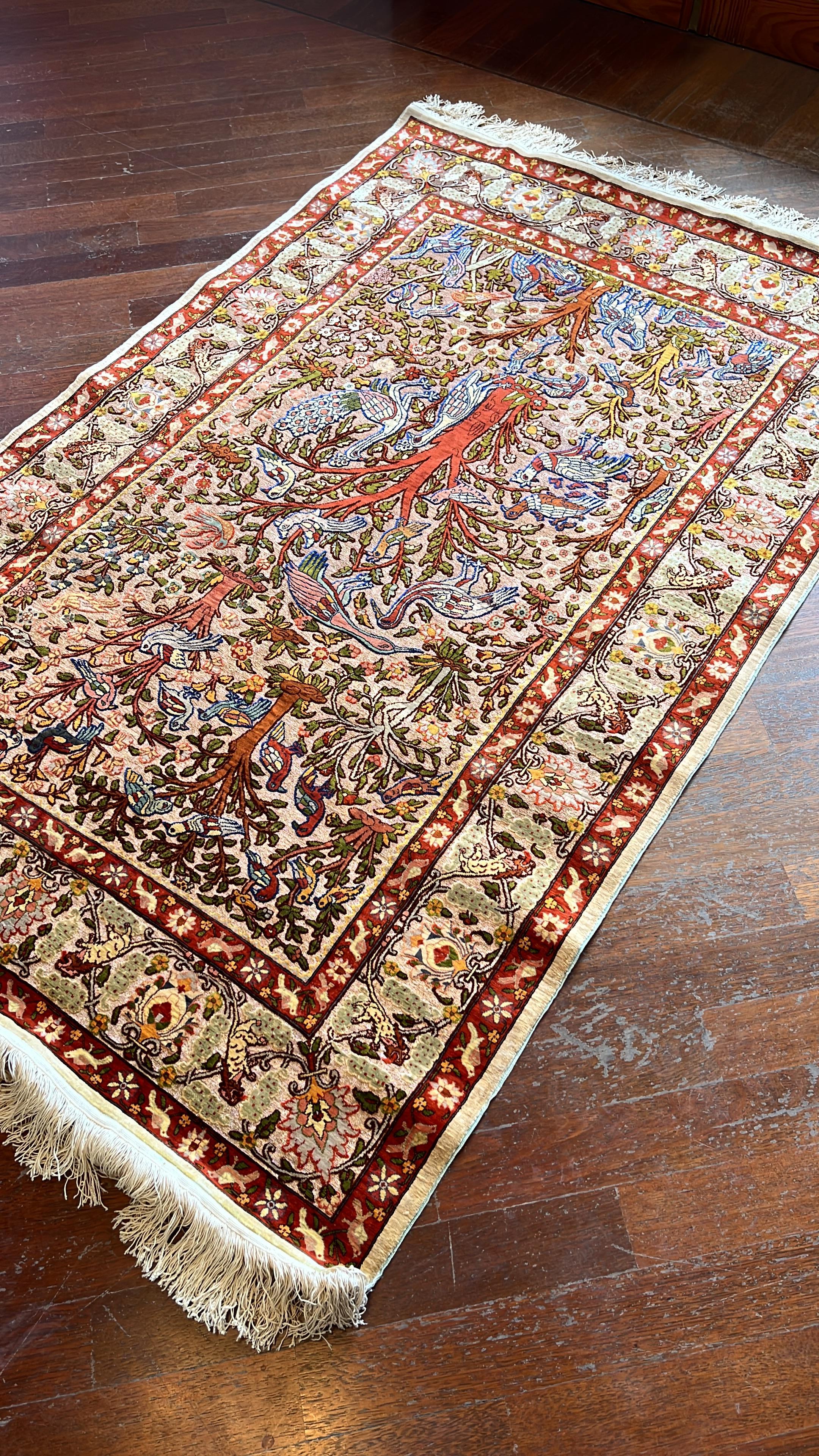 Hereke Teppich handgeknüpft in Seide und mit 24 kt Goldfäden, NIE GEBRAUCHT, 1980 im Angebot 4