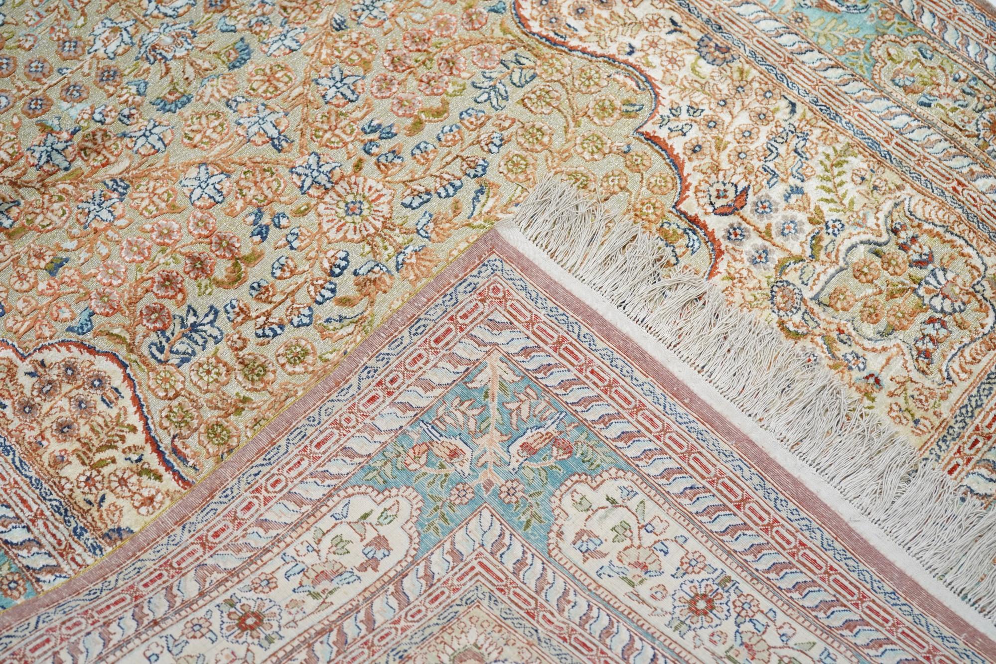 Vintage Silk Hereke Rug 4'0'' x 6'1'' 7