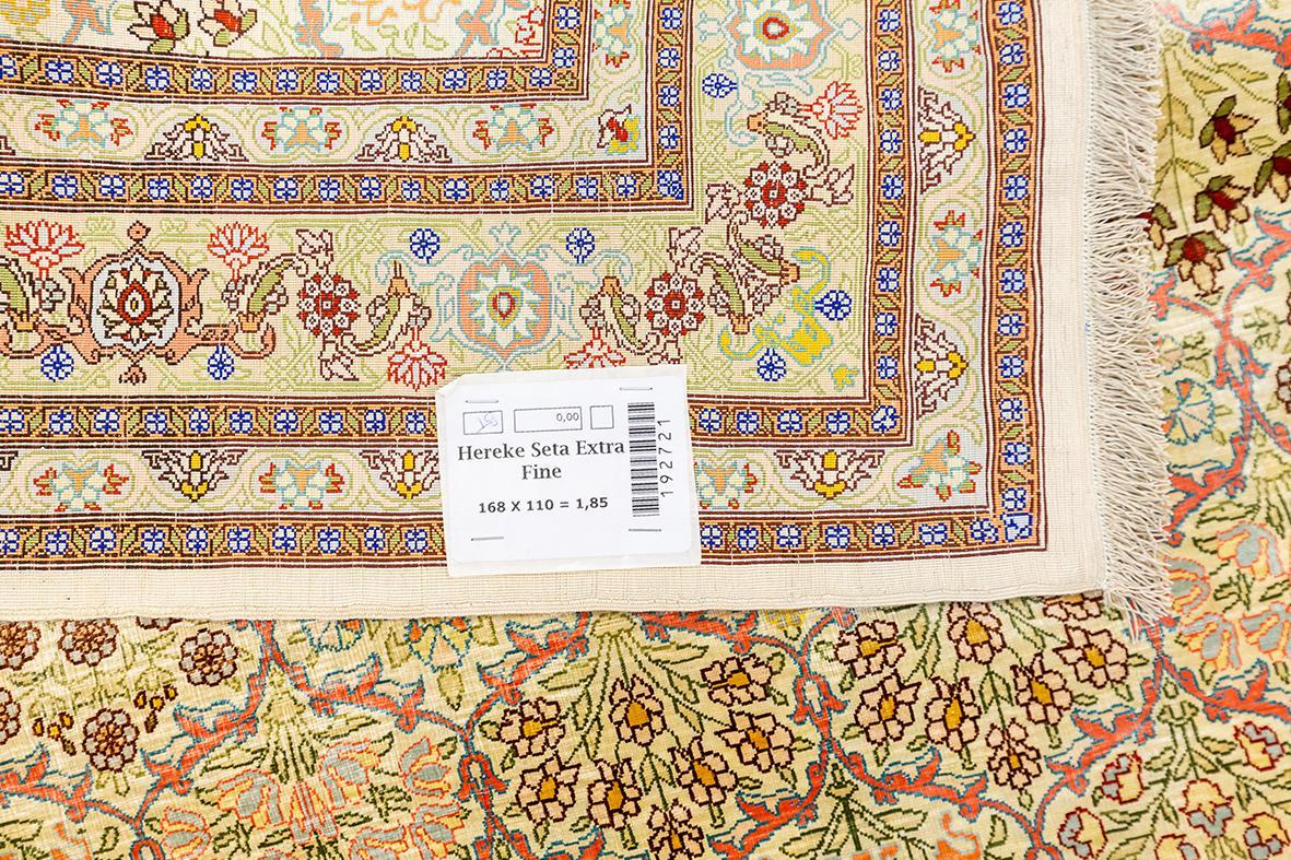 Hereke Teppich Seide im Angebot 6