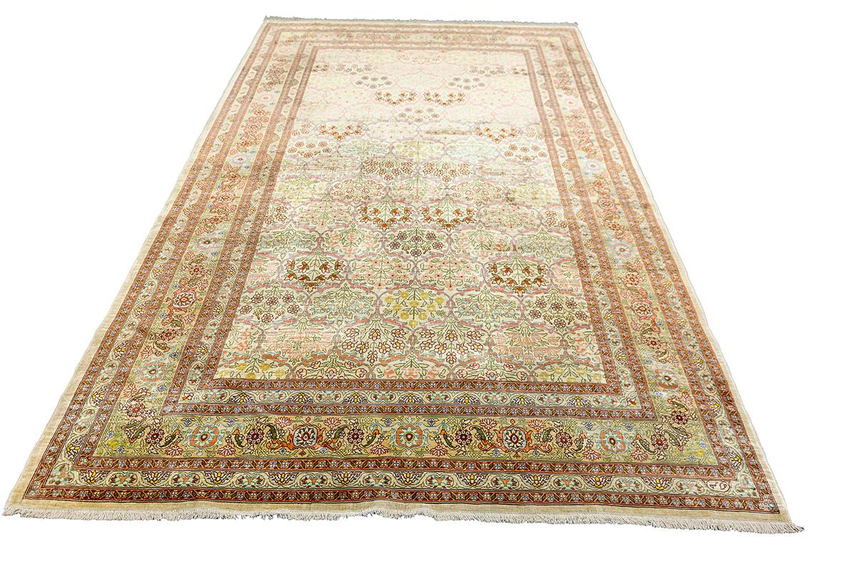 Hereke Teppich Seide (Türkisch) im Angebot