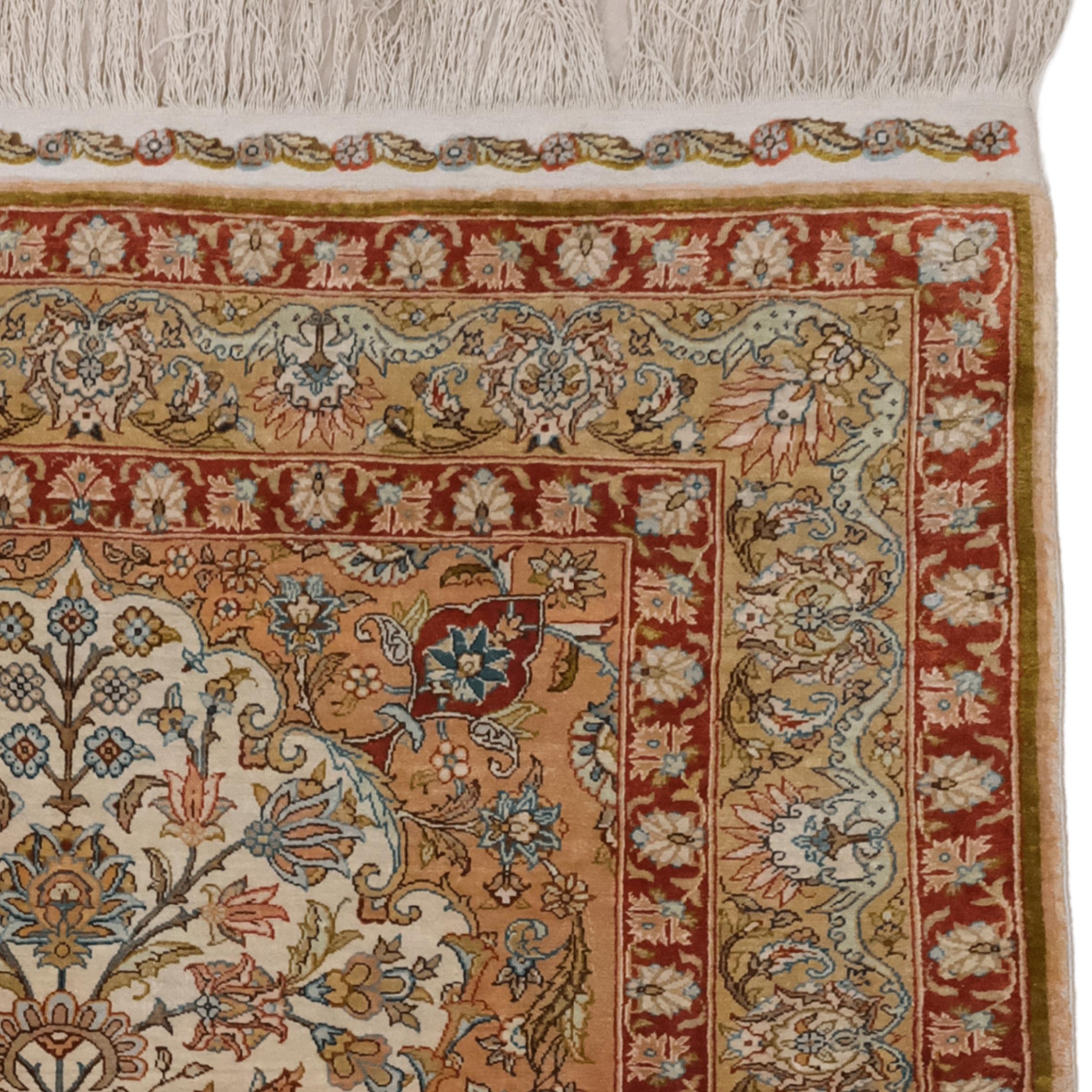 Tessuto a mano Hereke Rug - Vintage Silk Rug in vendita