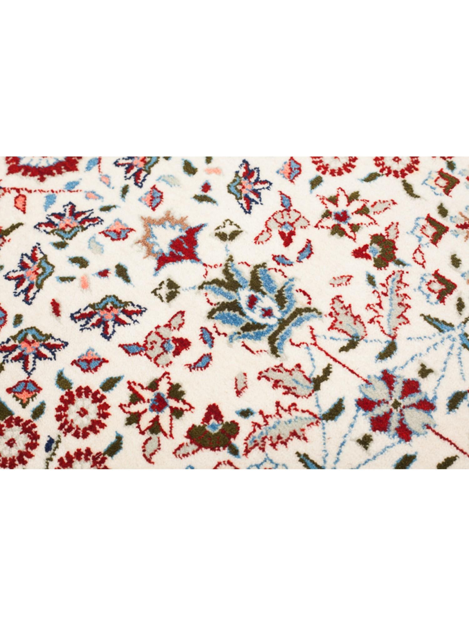 Hereke Wool & Cotton Carpet, Turkish Anatolian Rug, Flowers Lattice Design In New Condition For Sale In Tokyo, JP