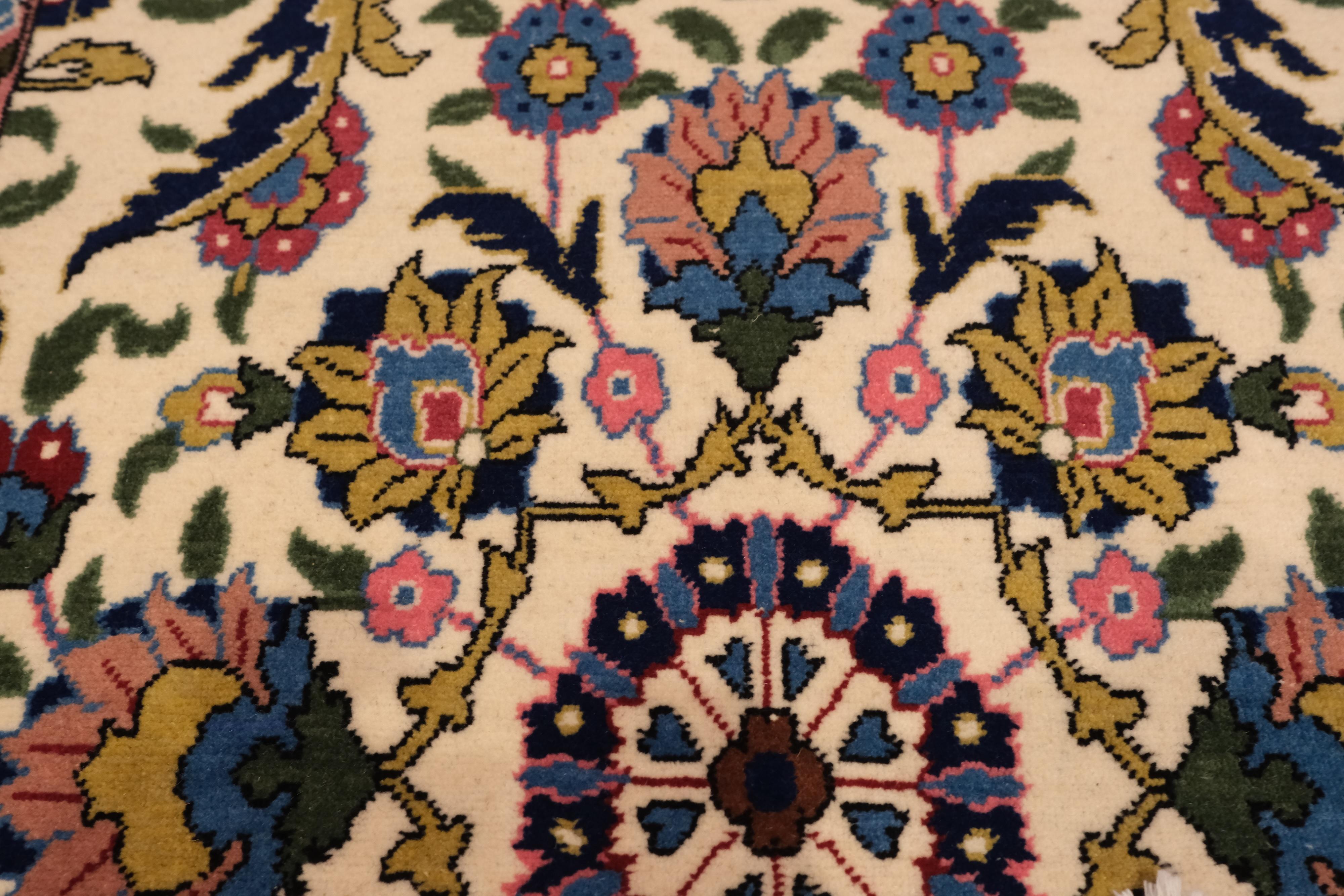Hereke Woll- & Baumwollteppich, Türkisch Anatolischer Teppich, Blumen Palmettes Design (Oushak) im Angebot