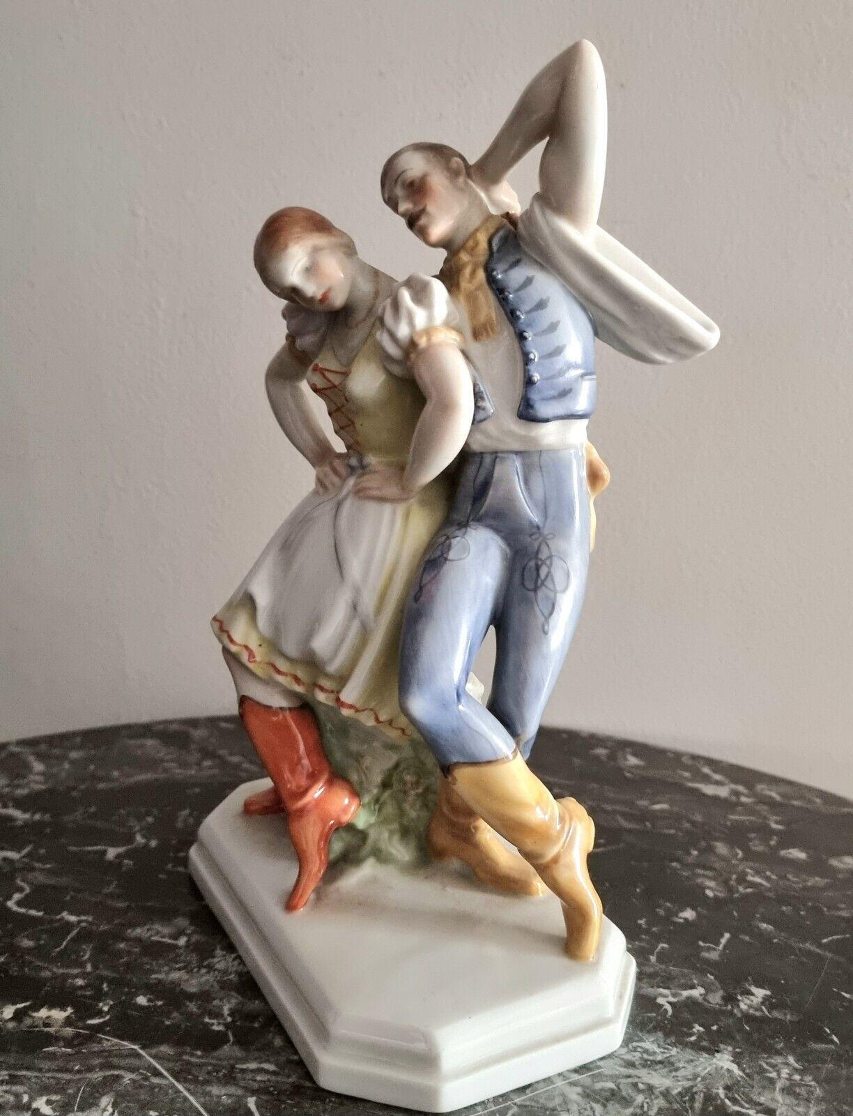 Marron HEREND 1941, statuette en porcelaine « Danseurs », vintage en vente