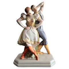 HEREND 1941, Porcelain statuette 'Dancers', Used